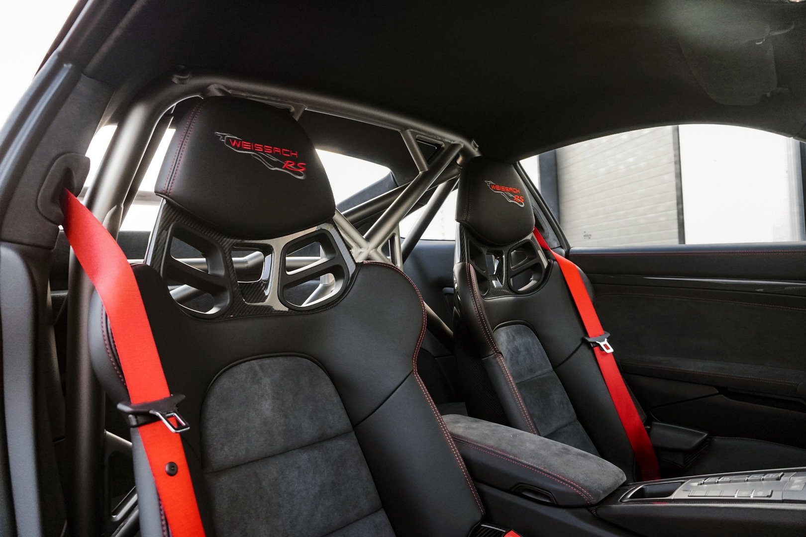 Porsche 911 (991.2) GT2 RS Weissach