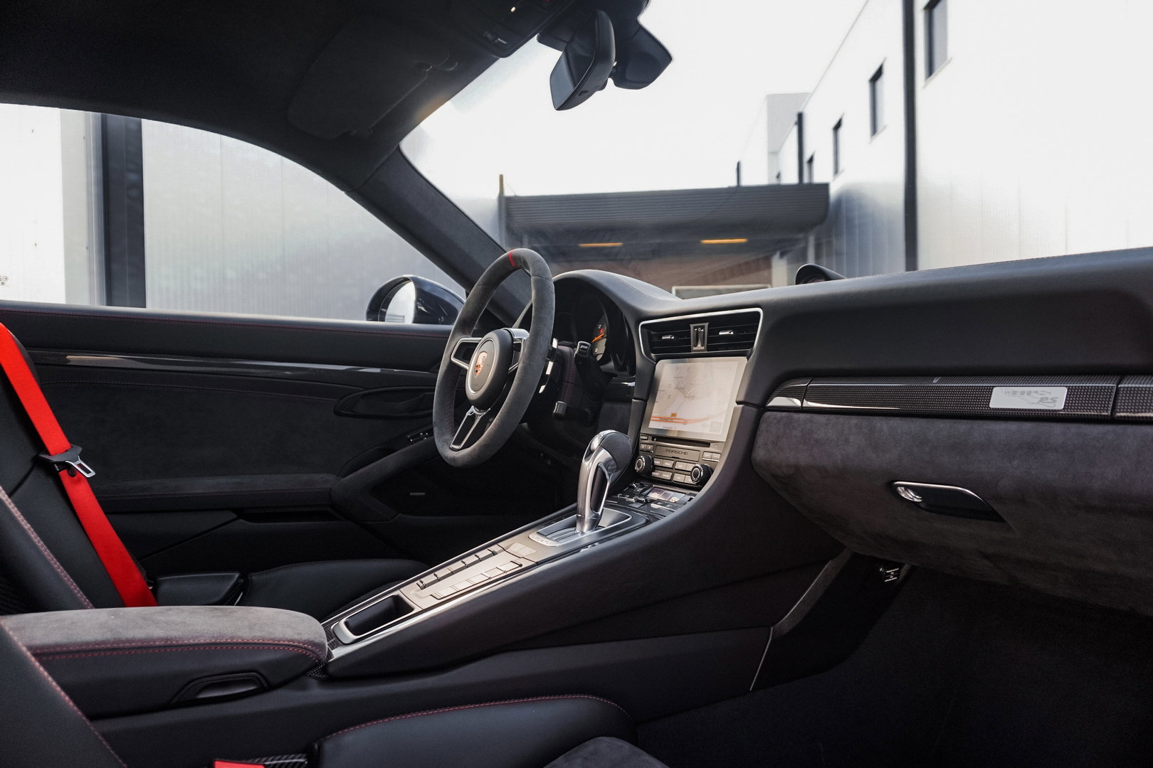 Porsche 911 (991.2) GT2 RS Weissach