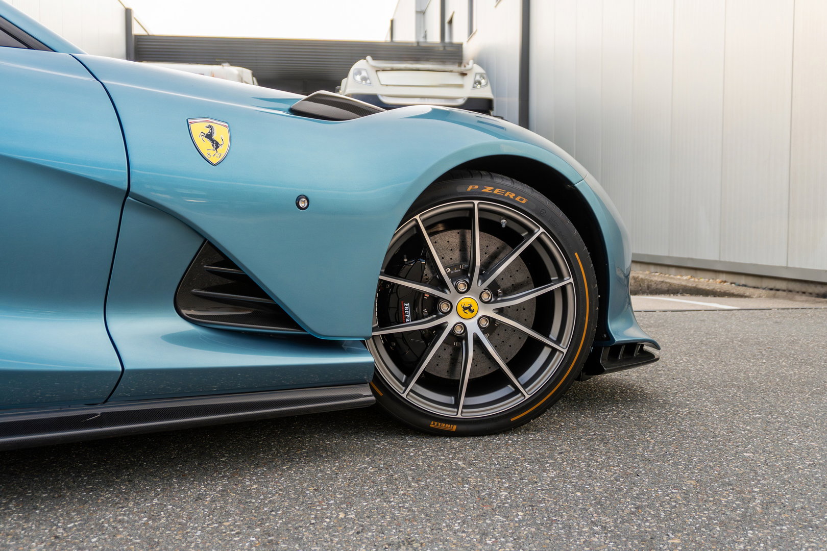 Ferrari 812 Competizione