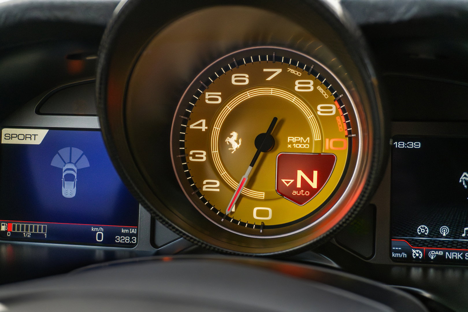 Ferrari 812 Competizione