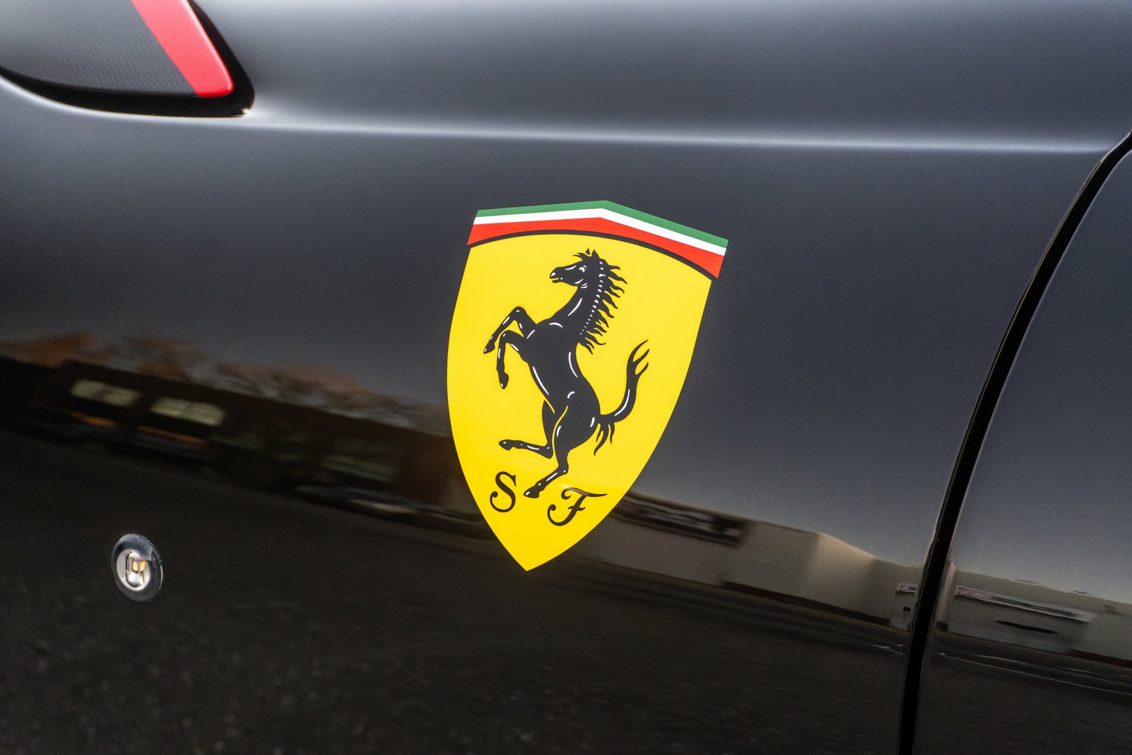 Ferrari 812 Competizione