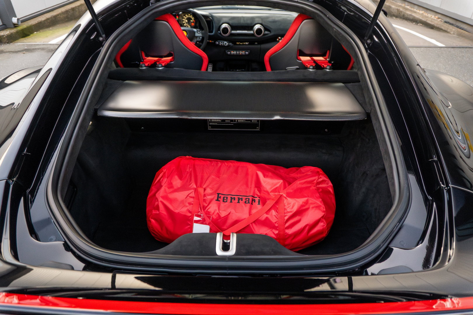 Ferrari 812 Competizione