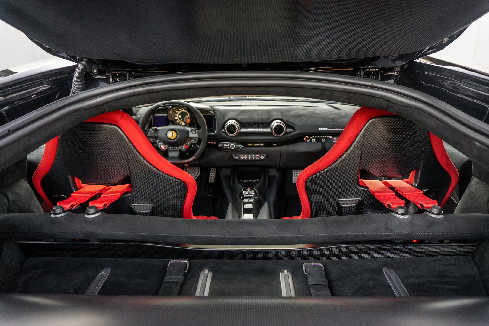 Ferrari 812 Competizione