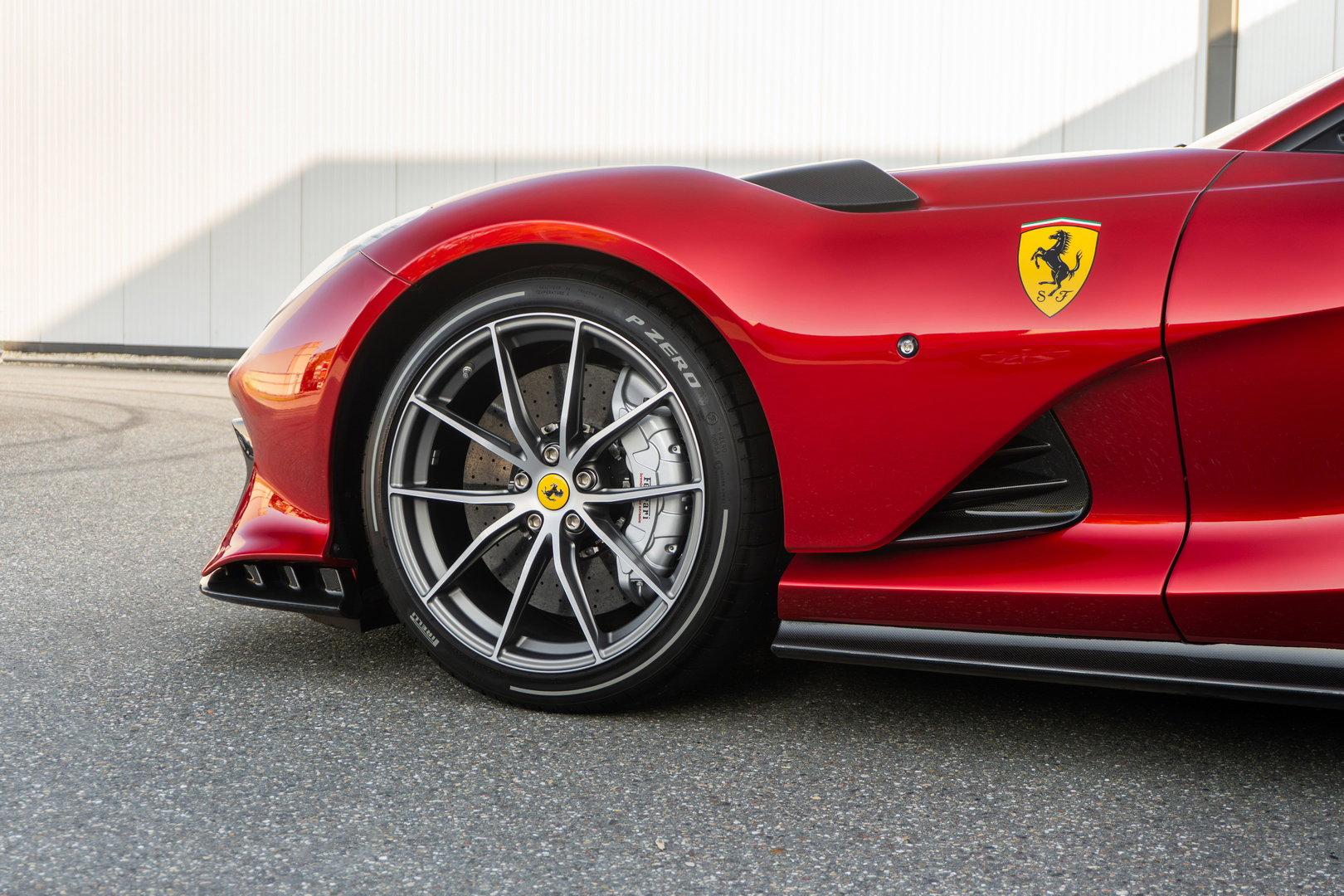 Ferrari 812 Competizione