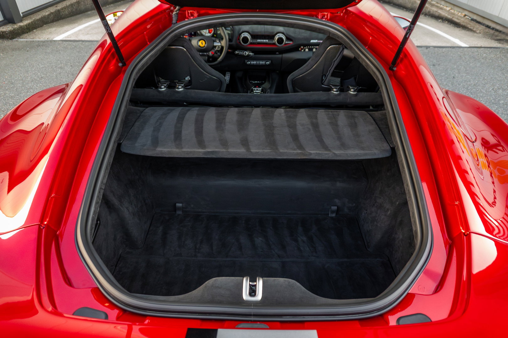 Ferrari 812 Competizione