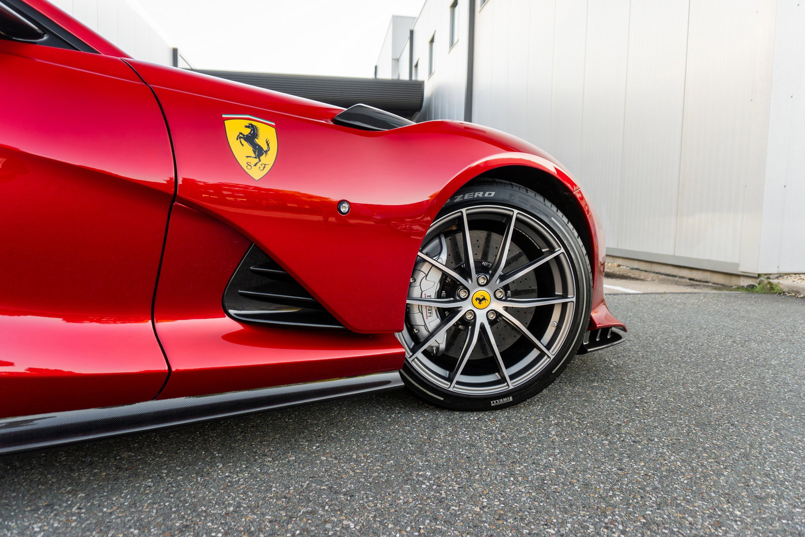 Ferrari 812 Competizione
