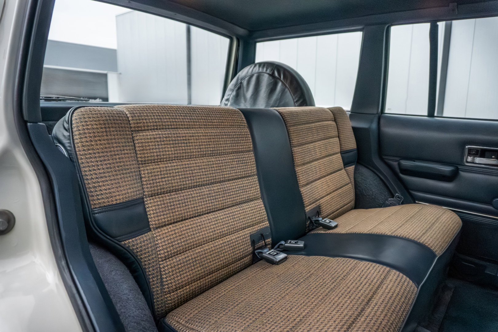 Jeep Wagoneer