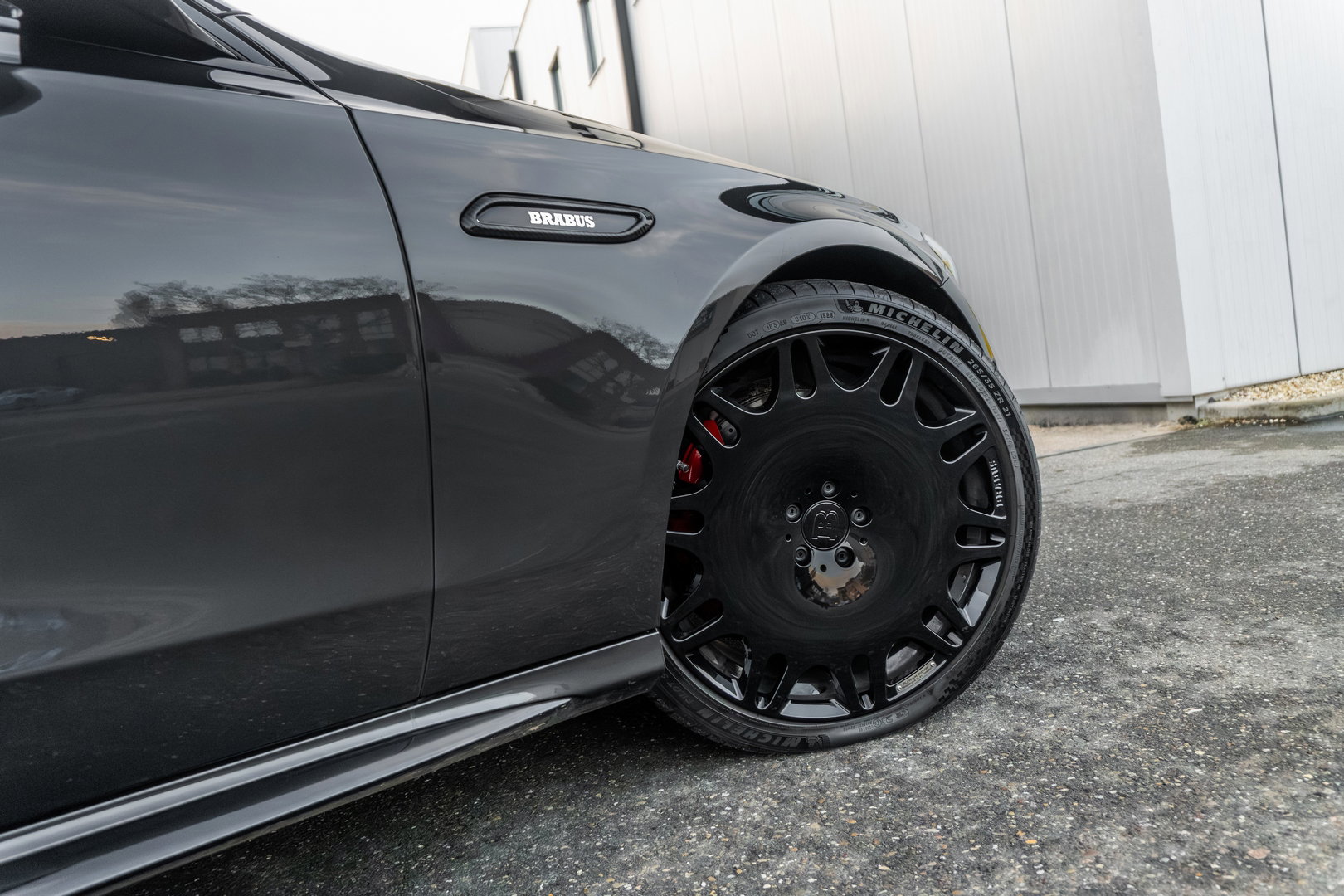 Mercedes-Benz E53 AMG BRABUS 700