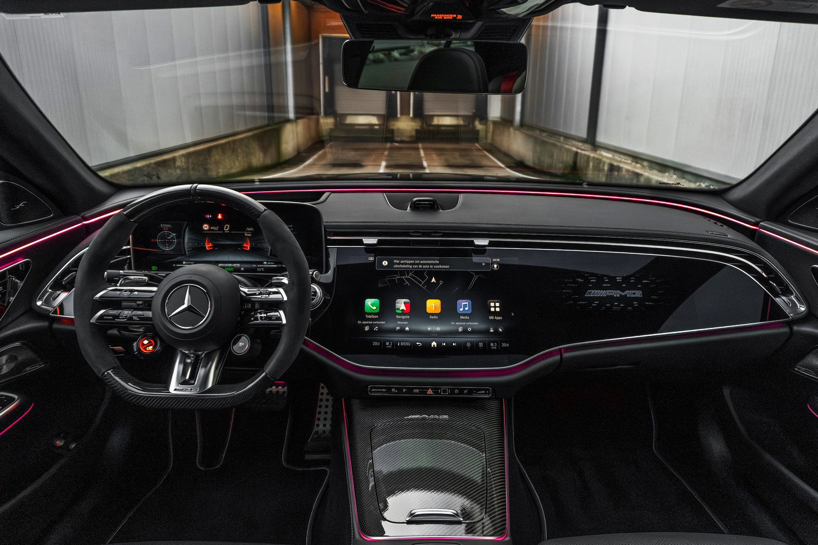 Mercedes-Benz E53 AMG BRABUS 700