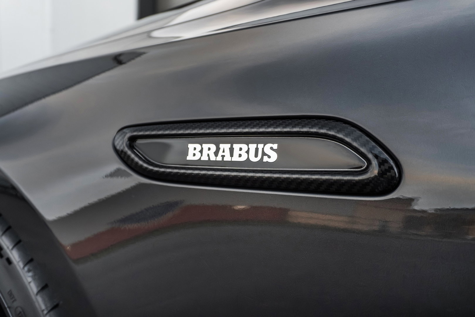 Mercedes-Benz E53 AMG BRABUS 700