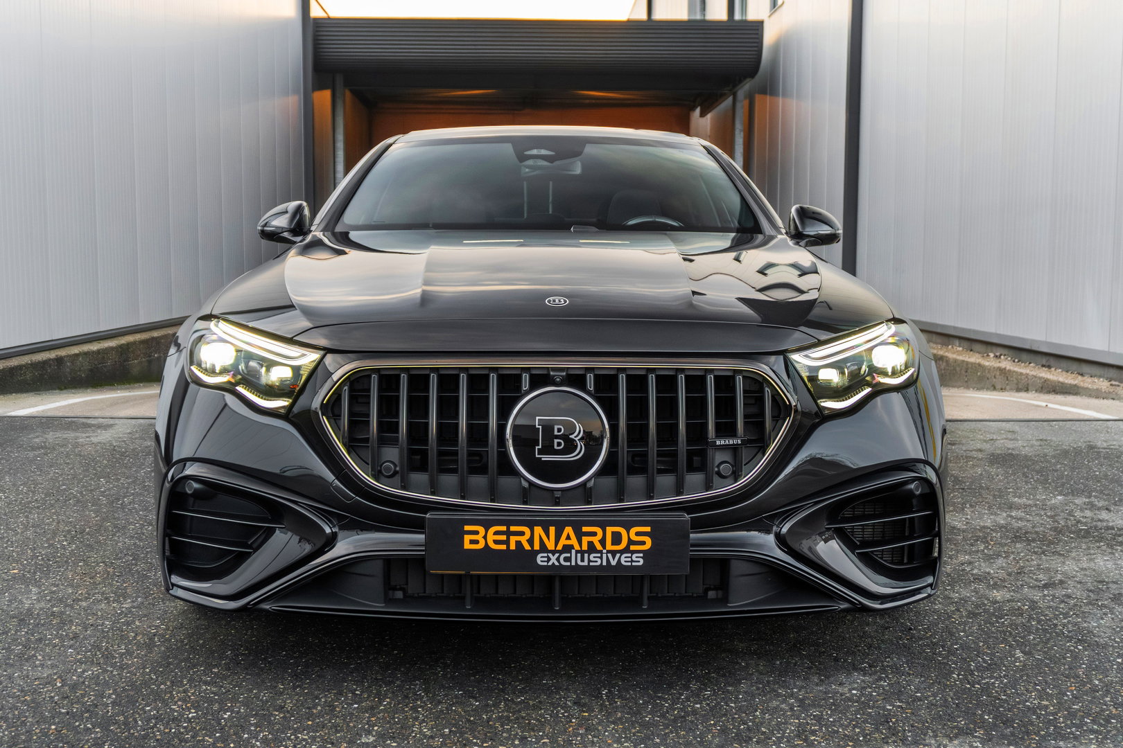 Mercedes-Benz E53 AMG BRABUS 700