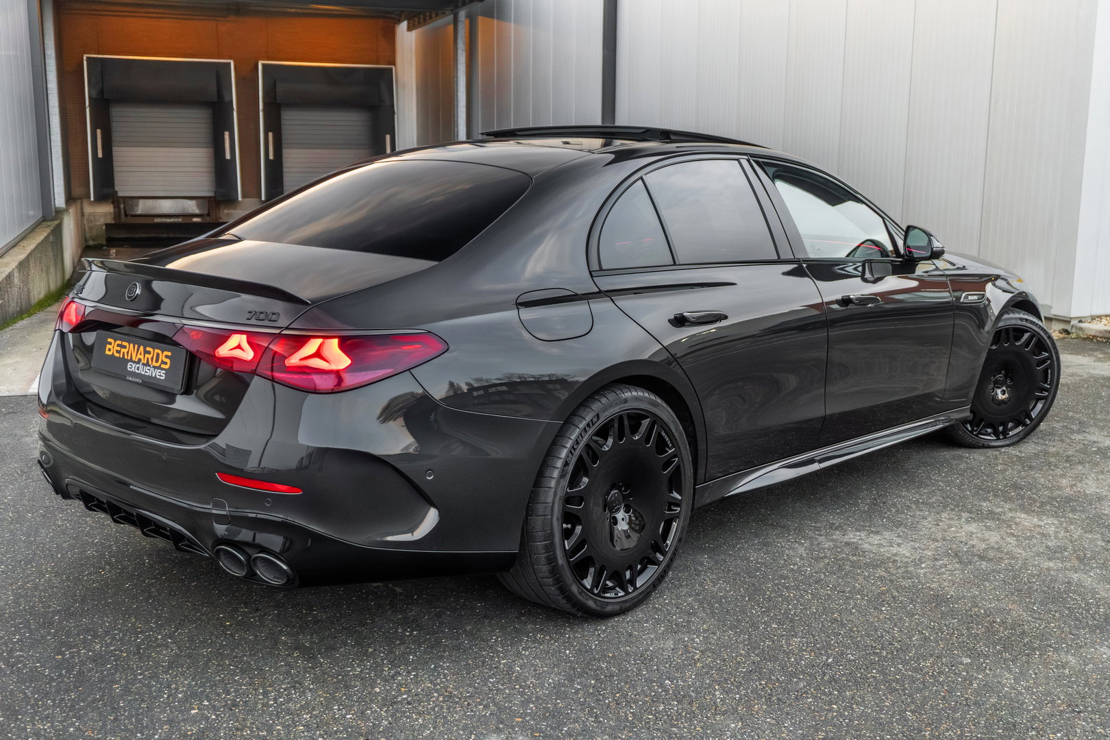 Mercedes-Benz E53 AMG BRABUS 700