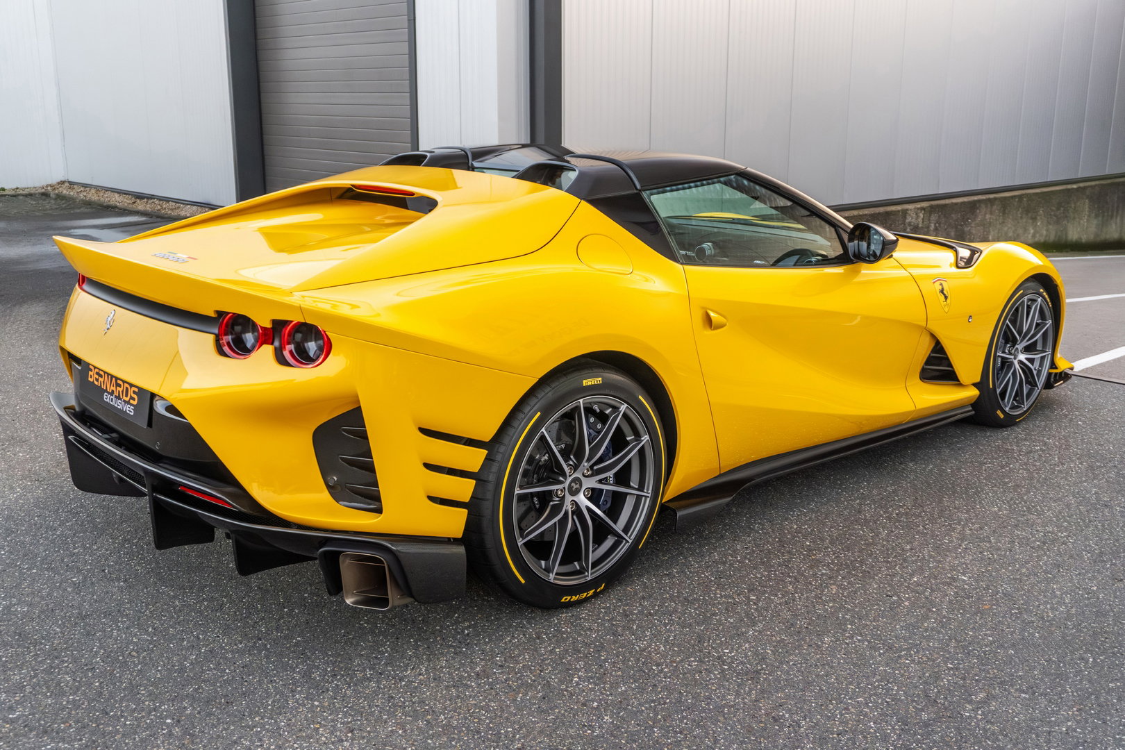 Ferrari 812 Competizione Aperta