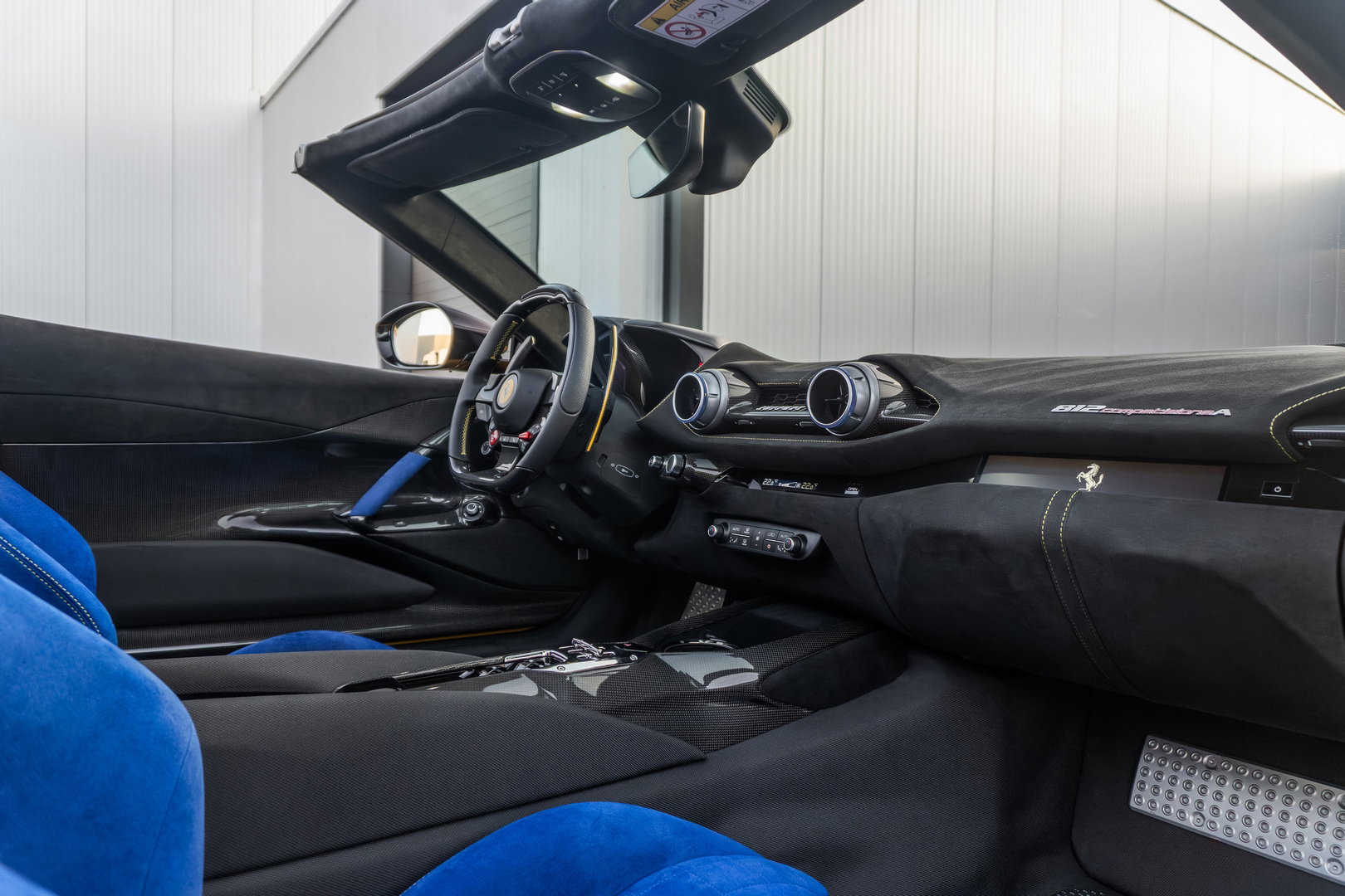 Ferrari 812 Competizione Aperta