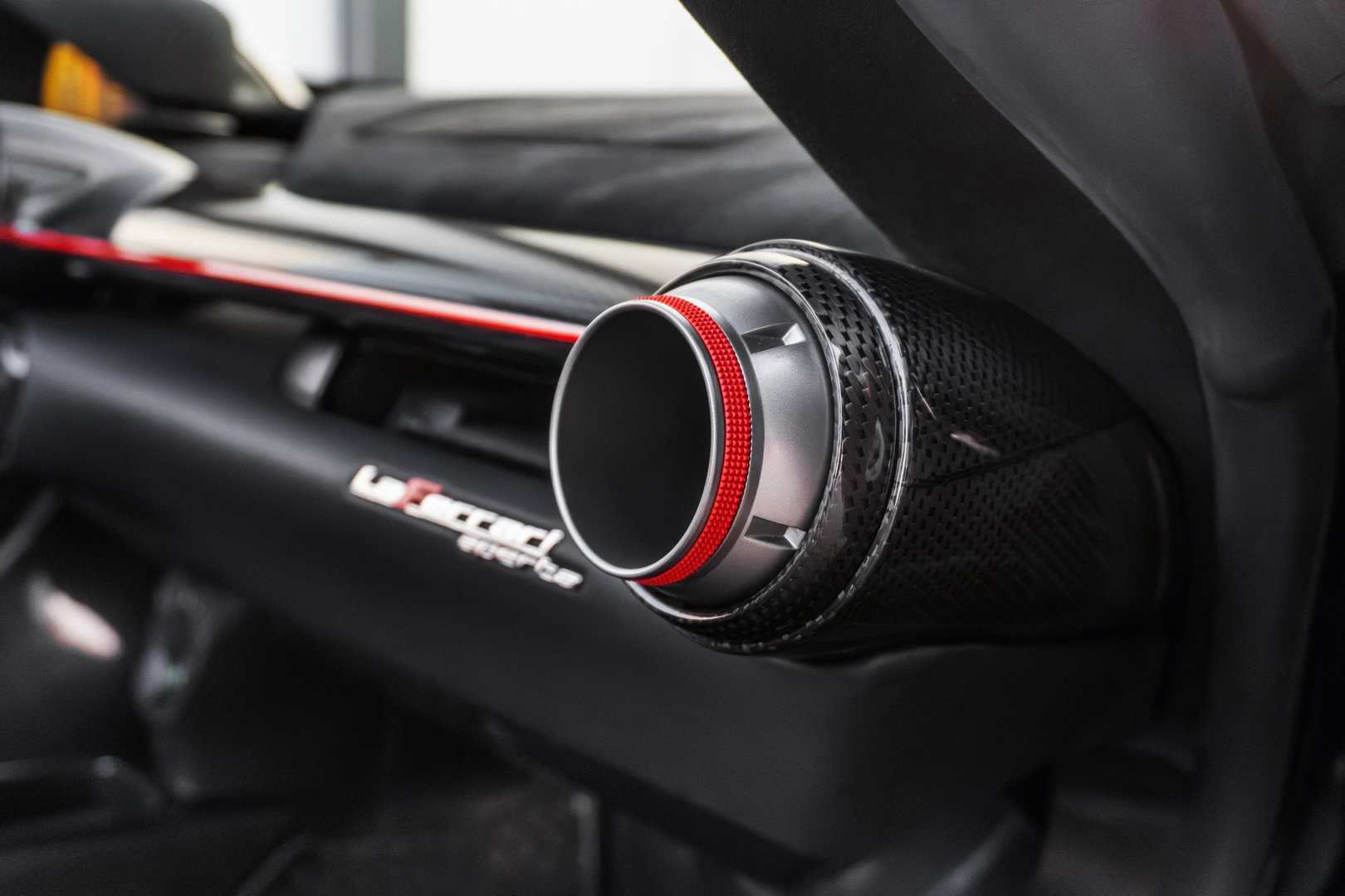 Ferrari LaFerrari Aperta