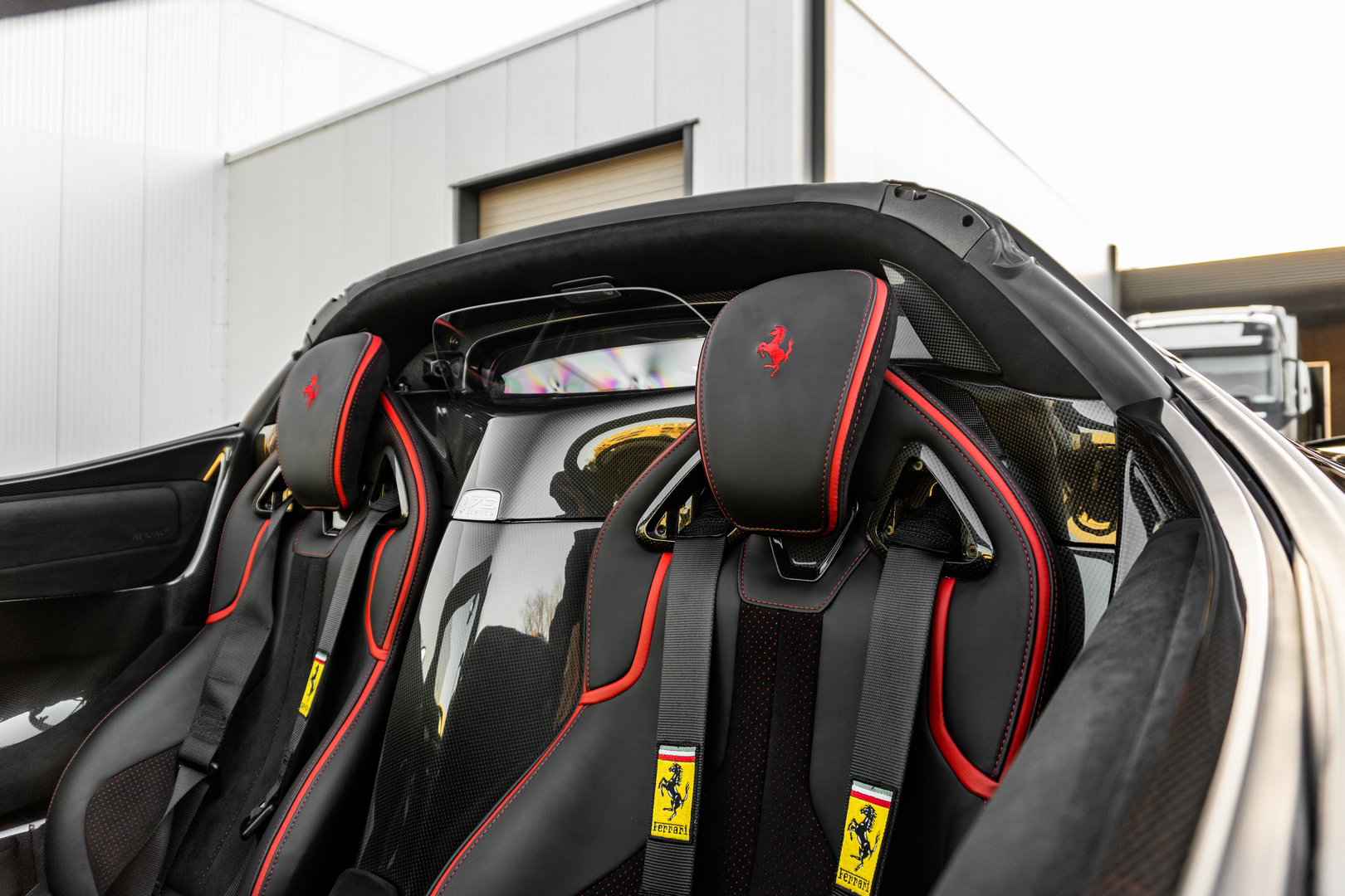 Ferrari LaFerrari Aperta