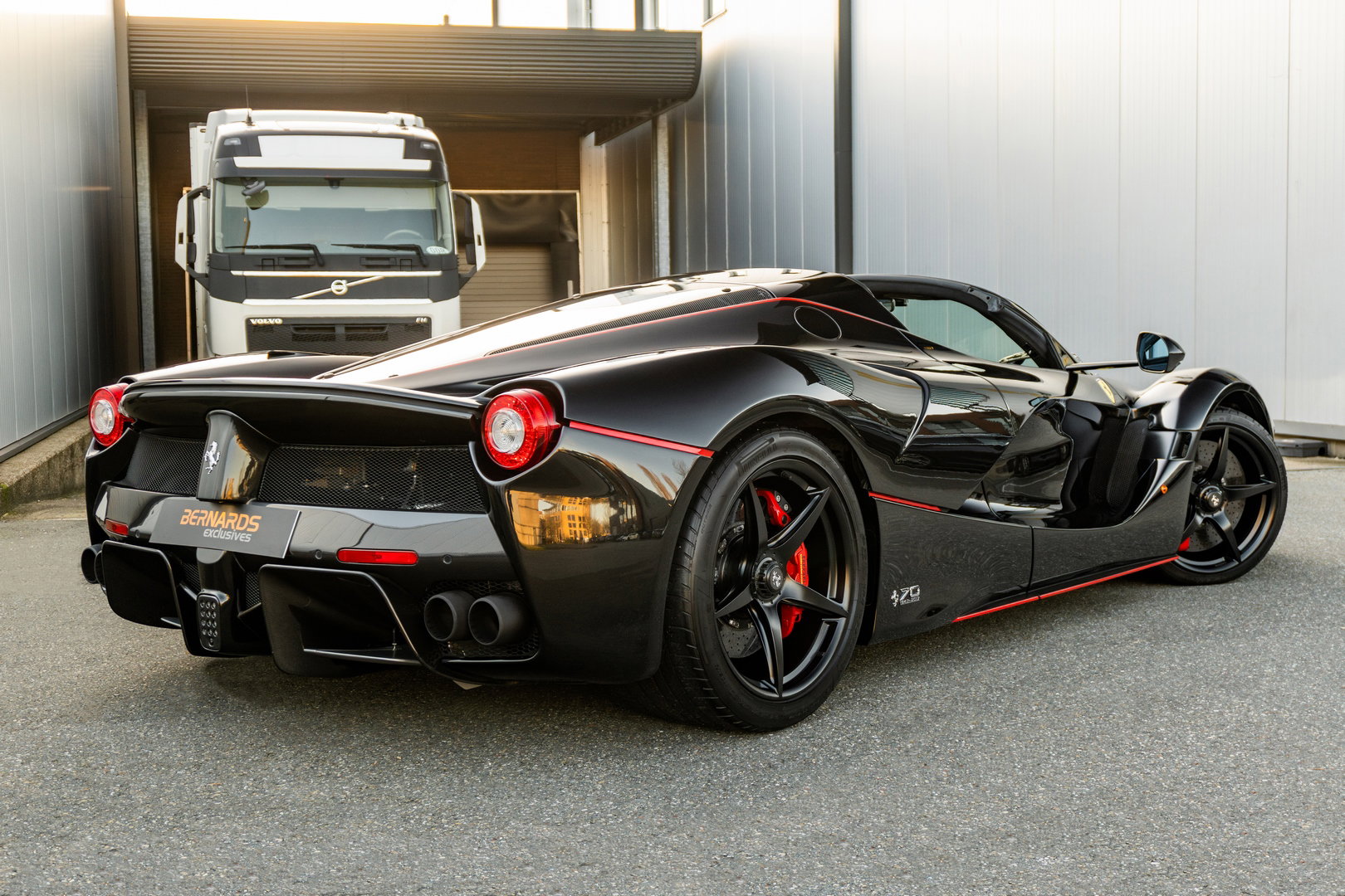 Ferrari LaFerrari Aperta