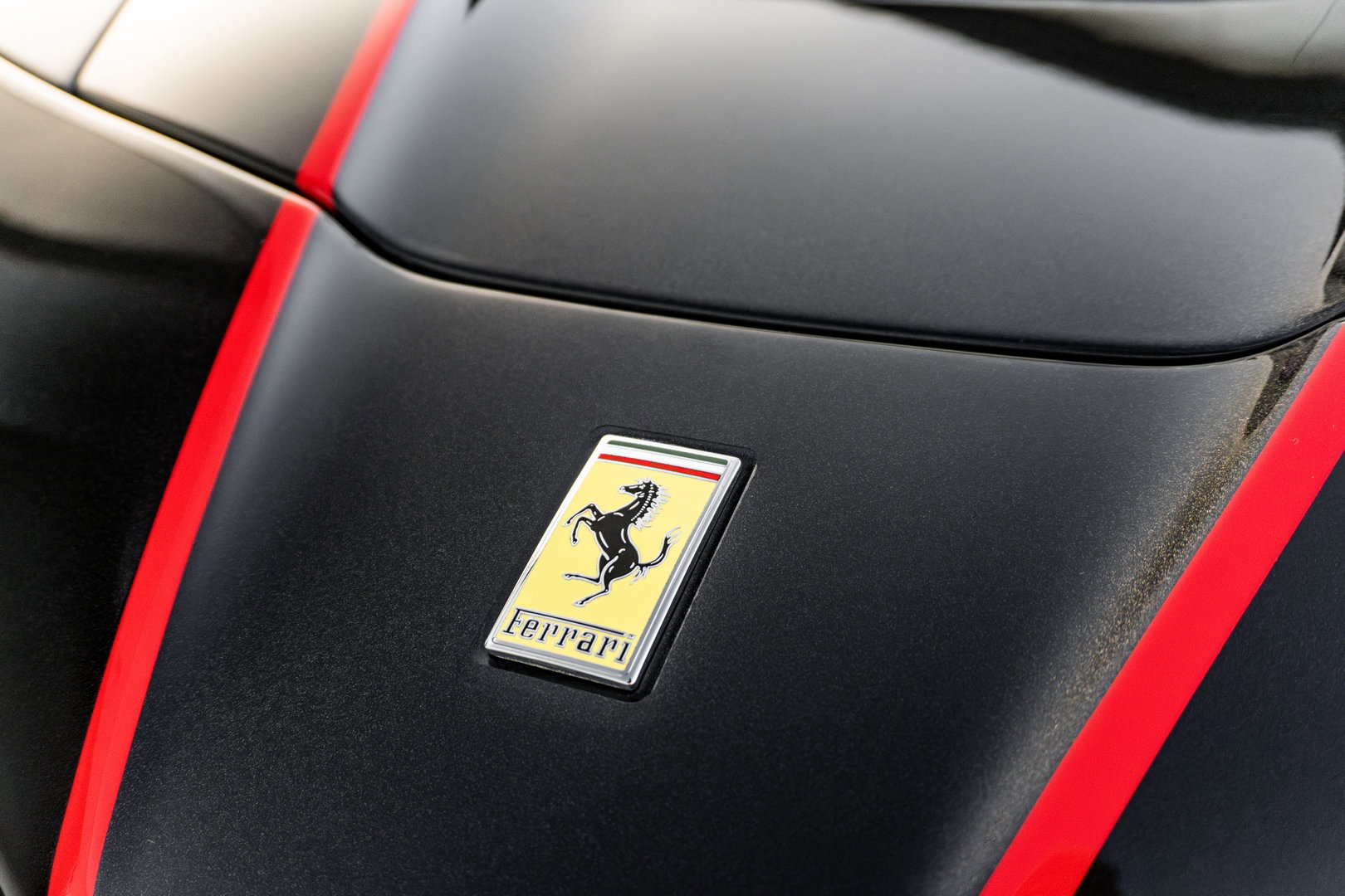 Ferrari LaFerrari Aperta
