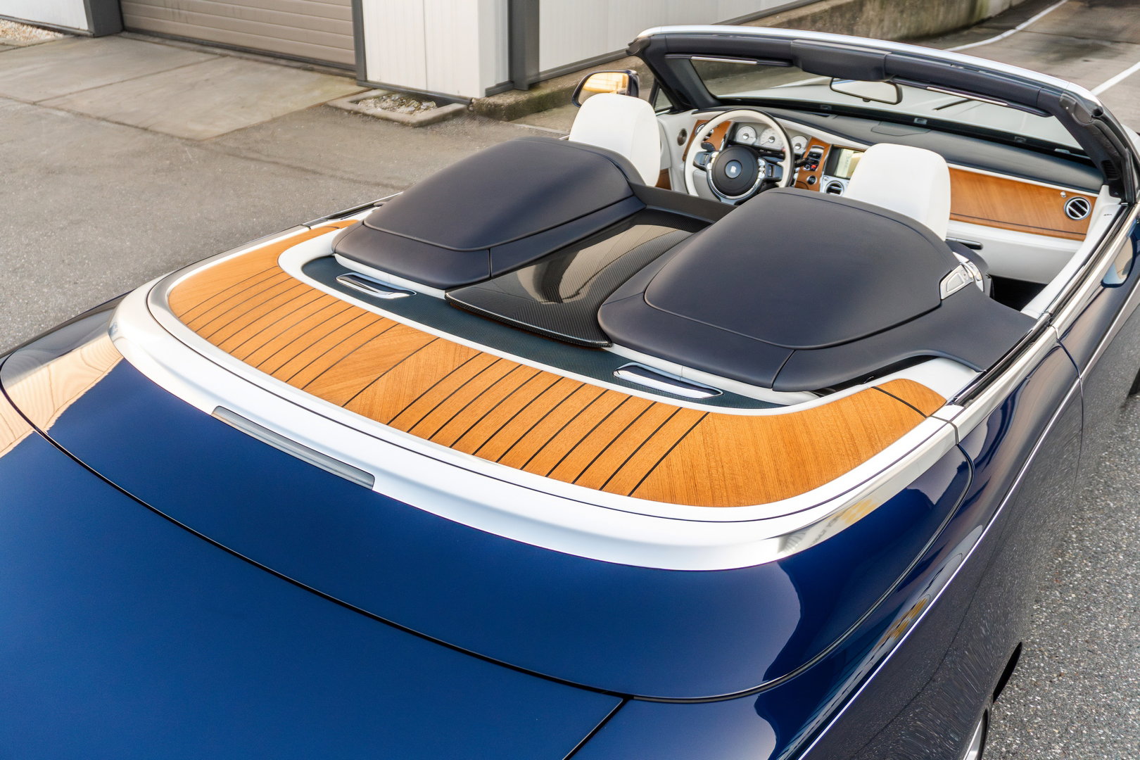 Rolls-Royce Dawn