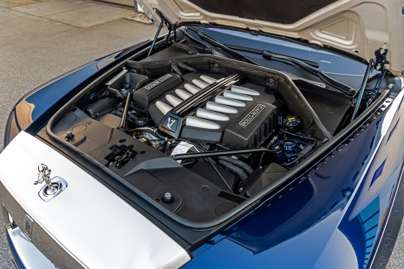 Rolls-Royce Dawn
