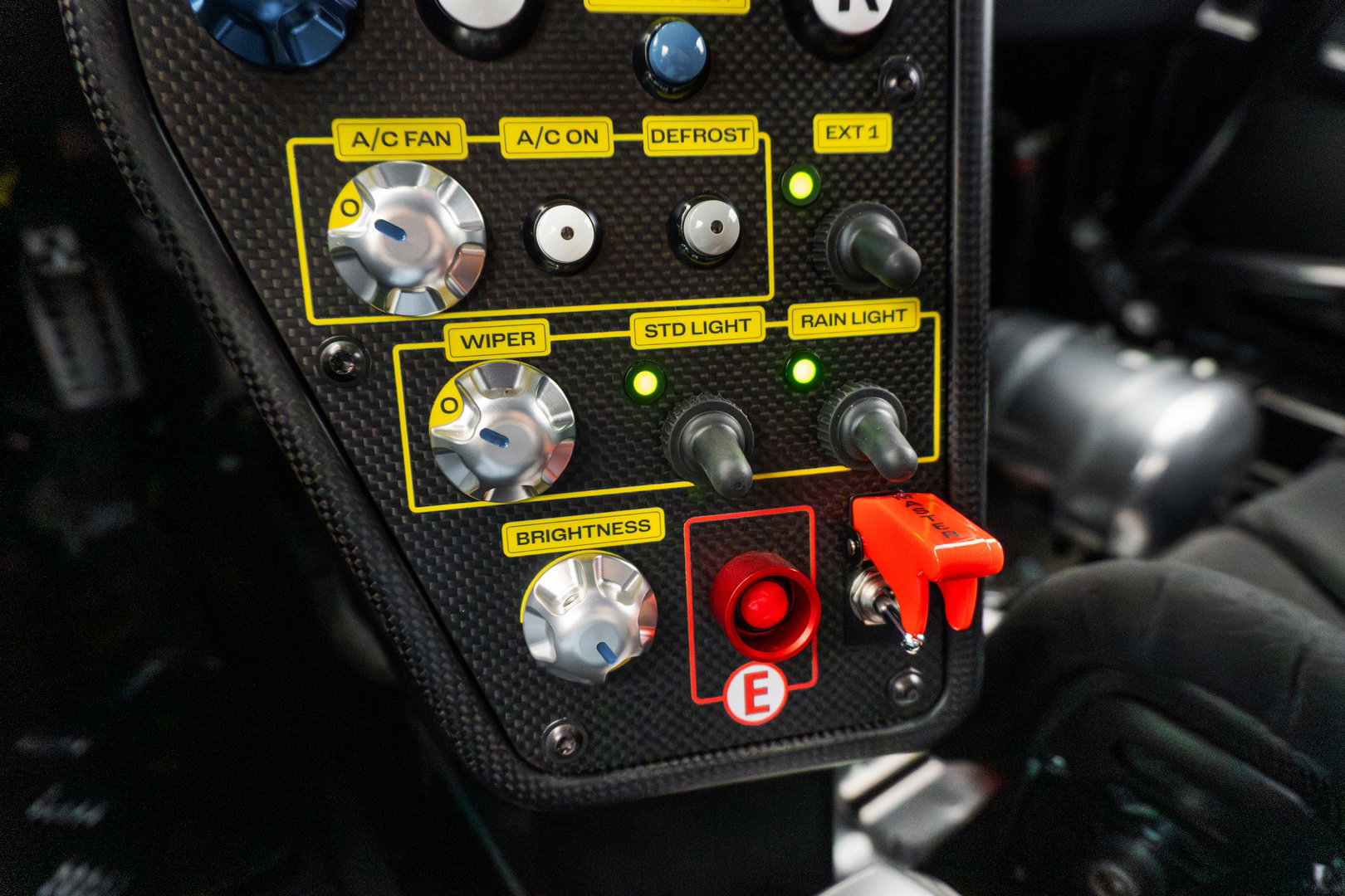 Ferrari 296 Challenge