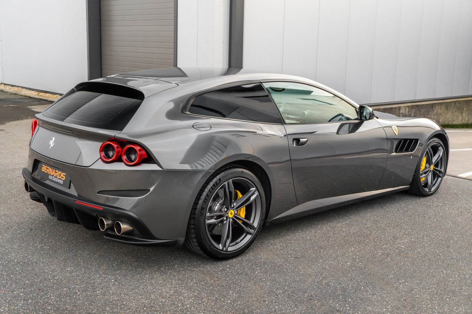 Ferrari GTC4Lusso 6.3 V12