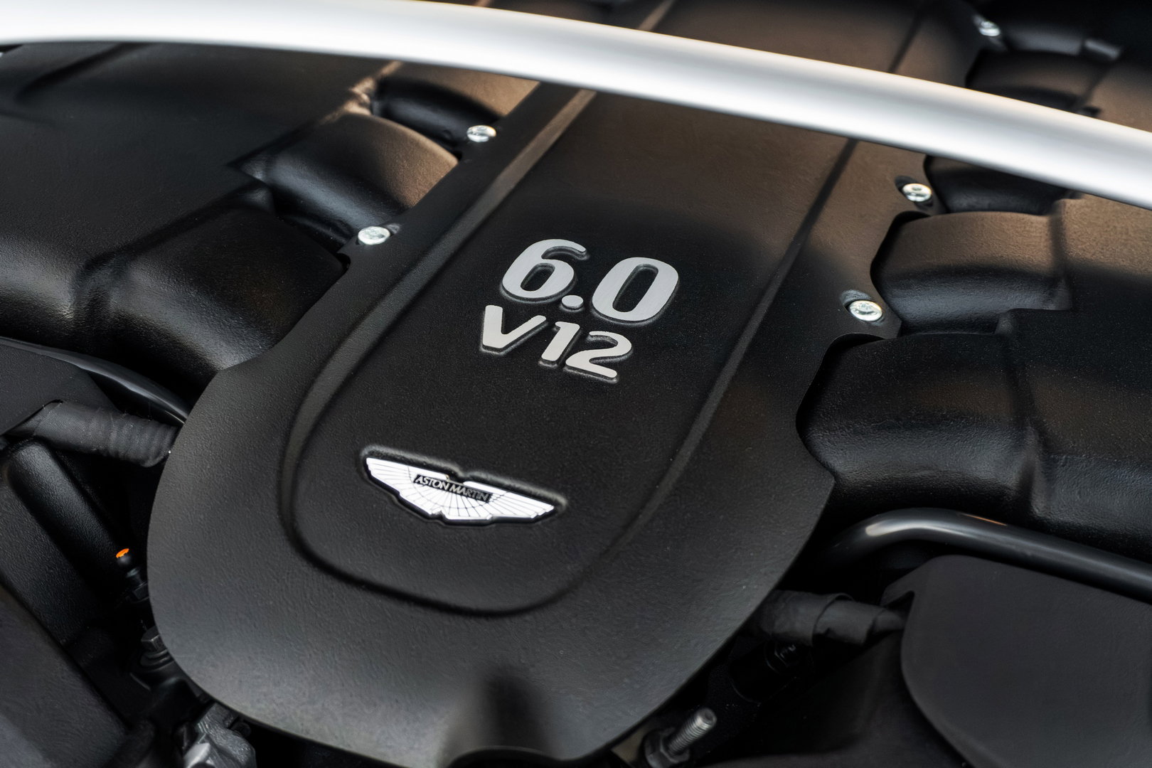Aston Martin Vantage GT12
