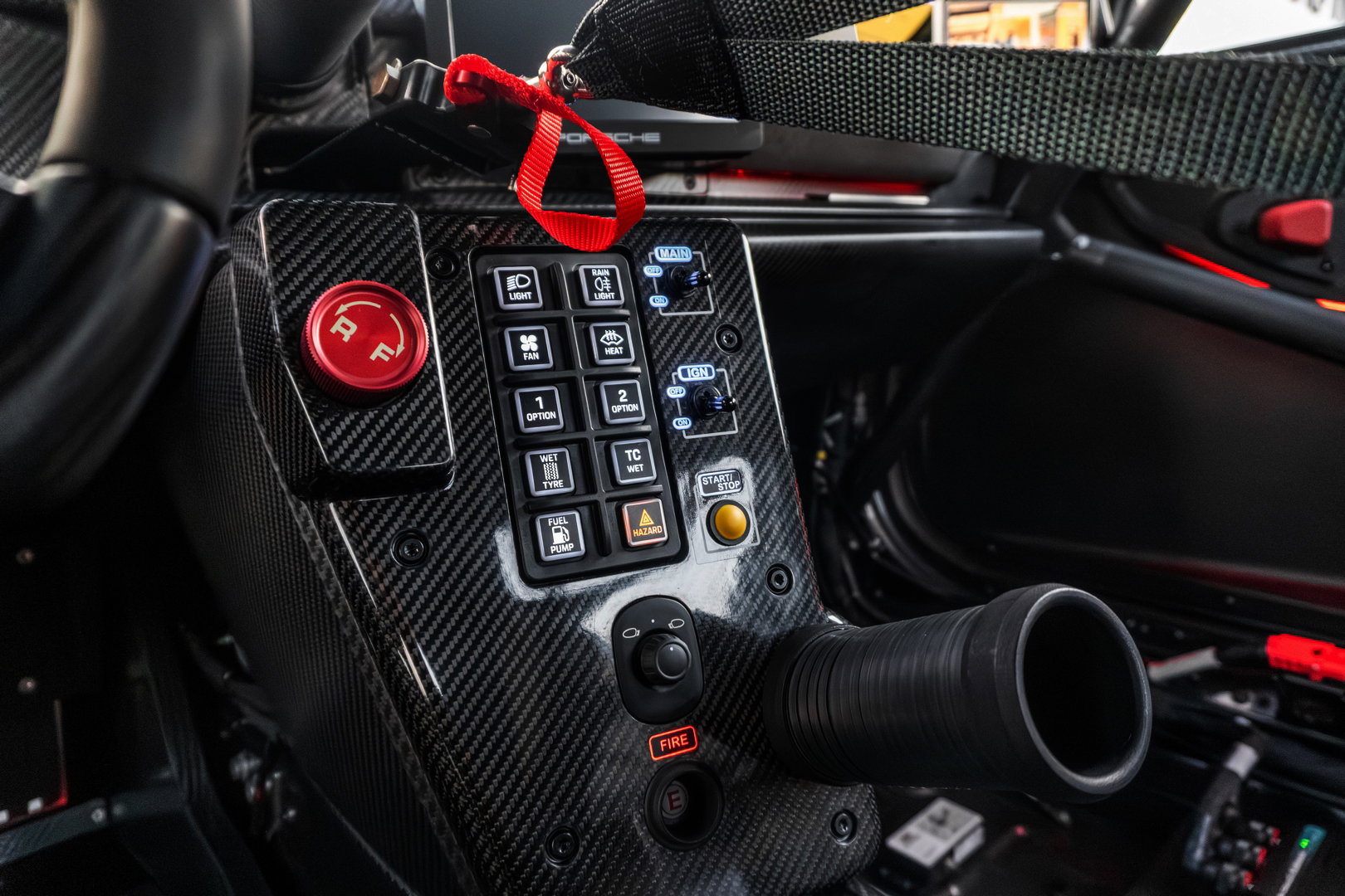 Porsche 911 (992) GT3 R rennsport