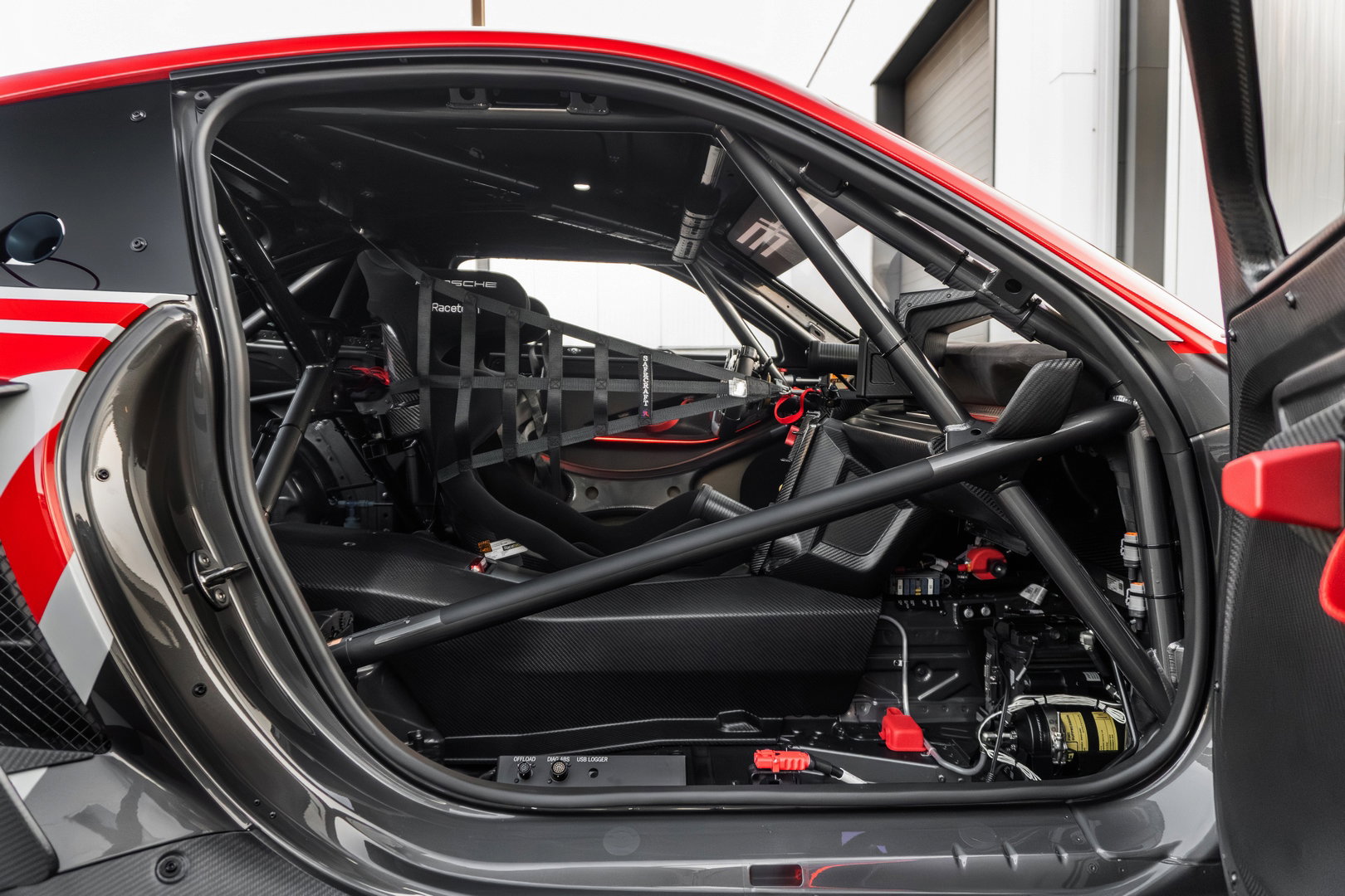 Porsche 911 (992) GT3 R rennsport