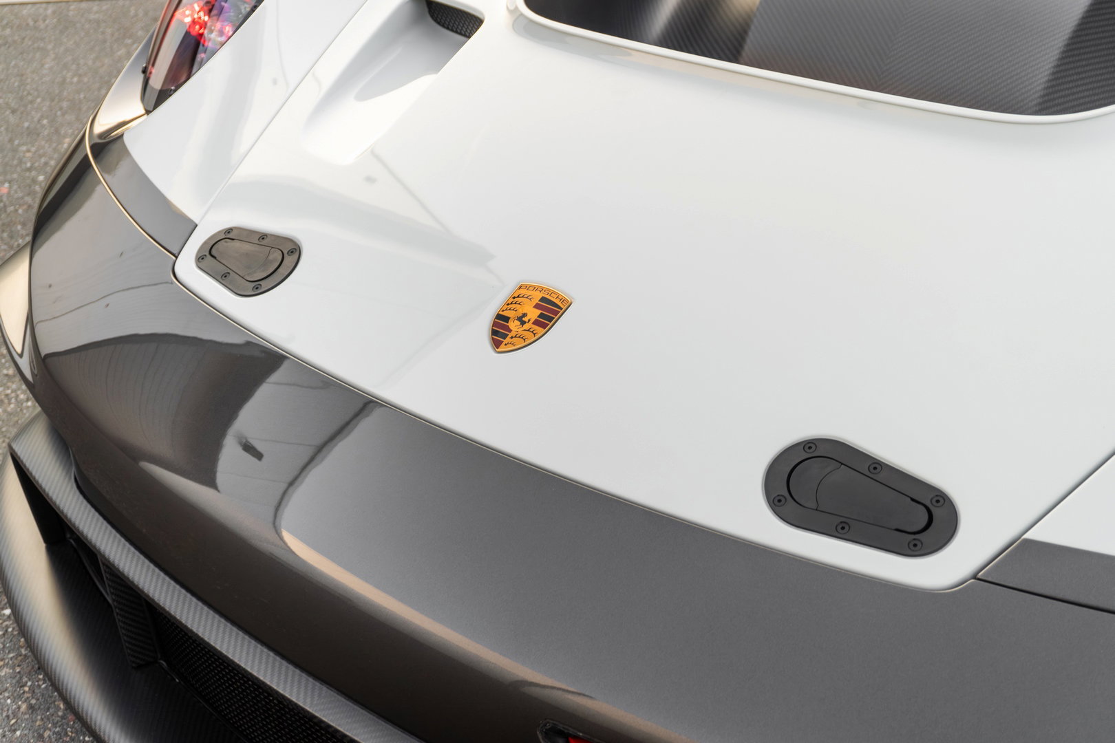Porsche 911 (992) GT3 R rennsport