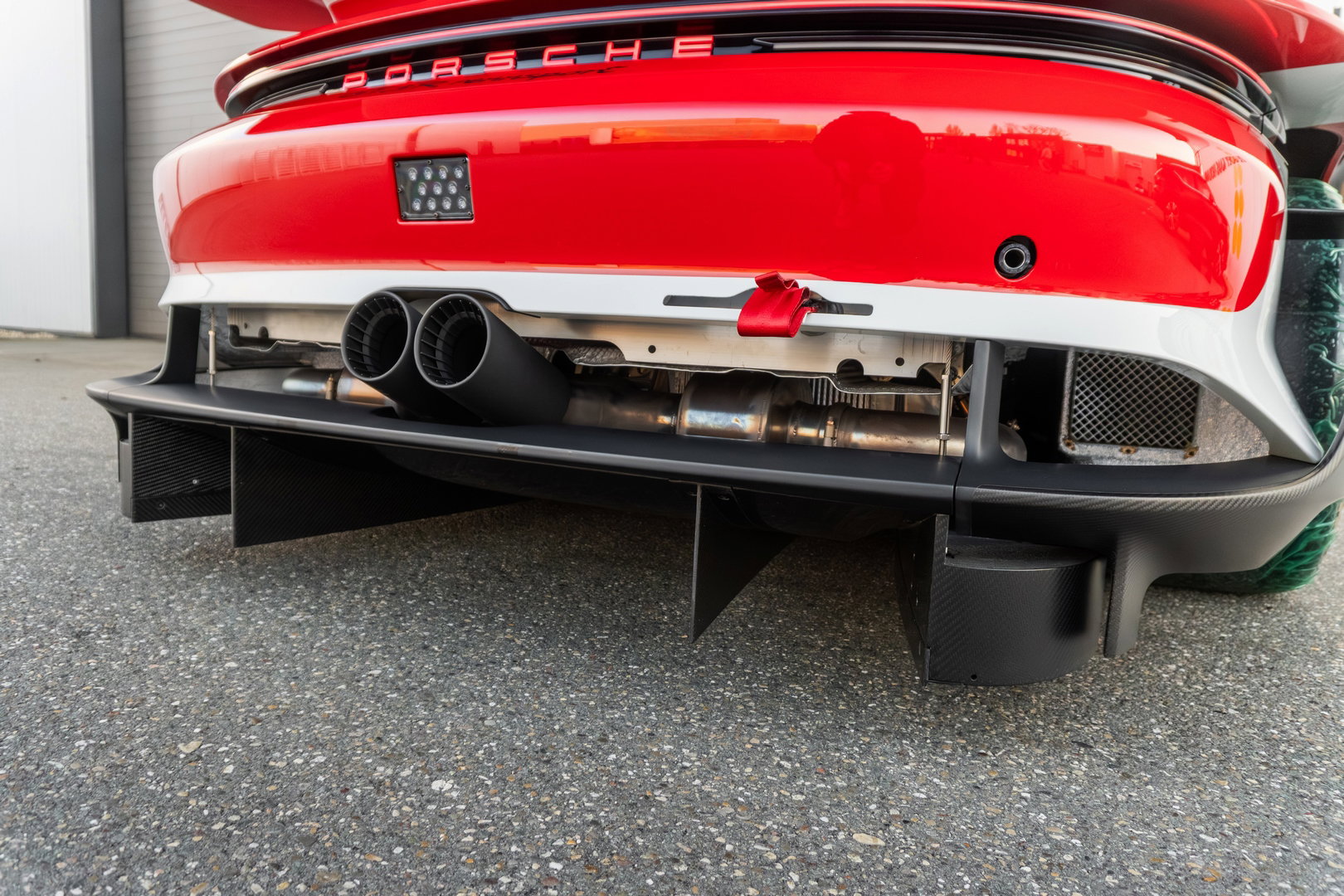 Porsche 911 (992) GT3 R rennsport