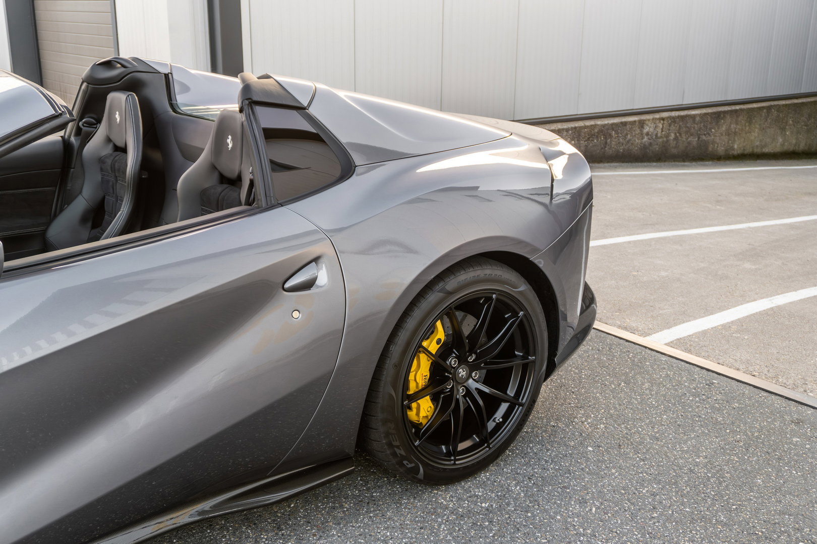 Ferrari 812 GTS