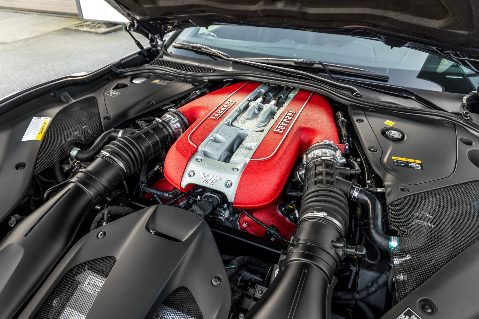 Ferrari 812 GTS