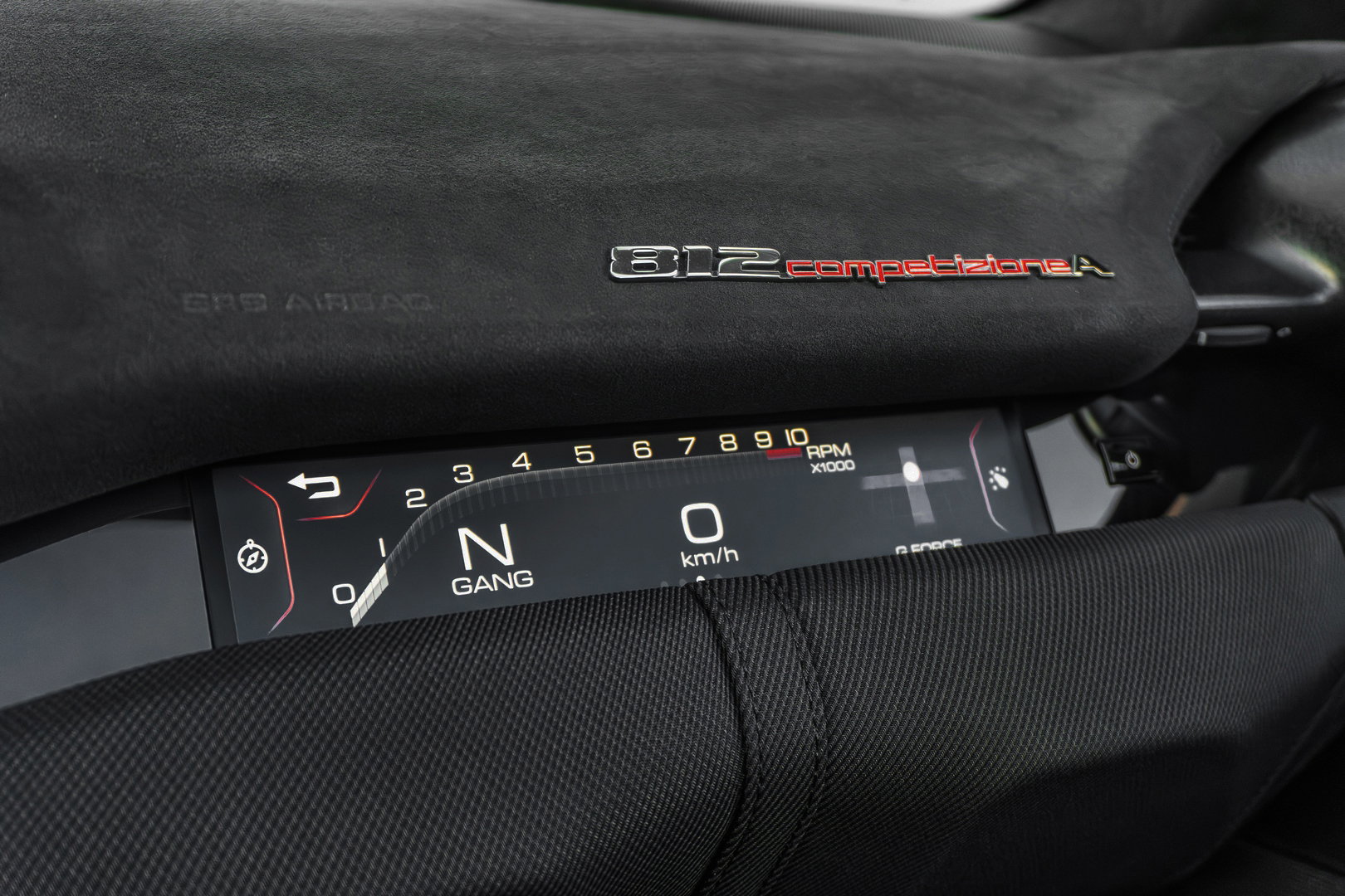 Ferrari 812 Competizione Aperta