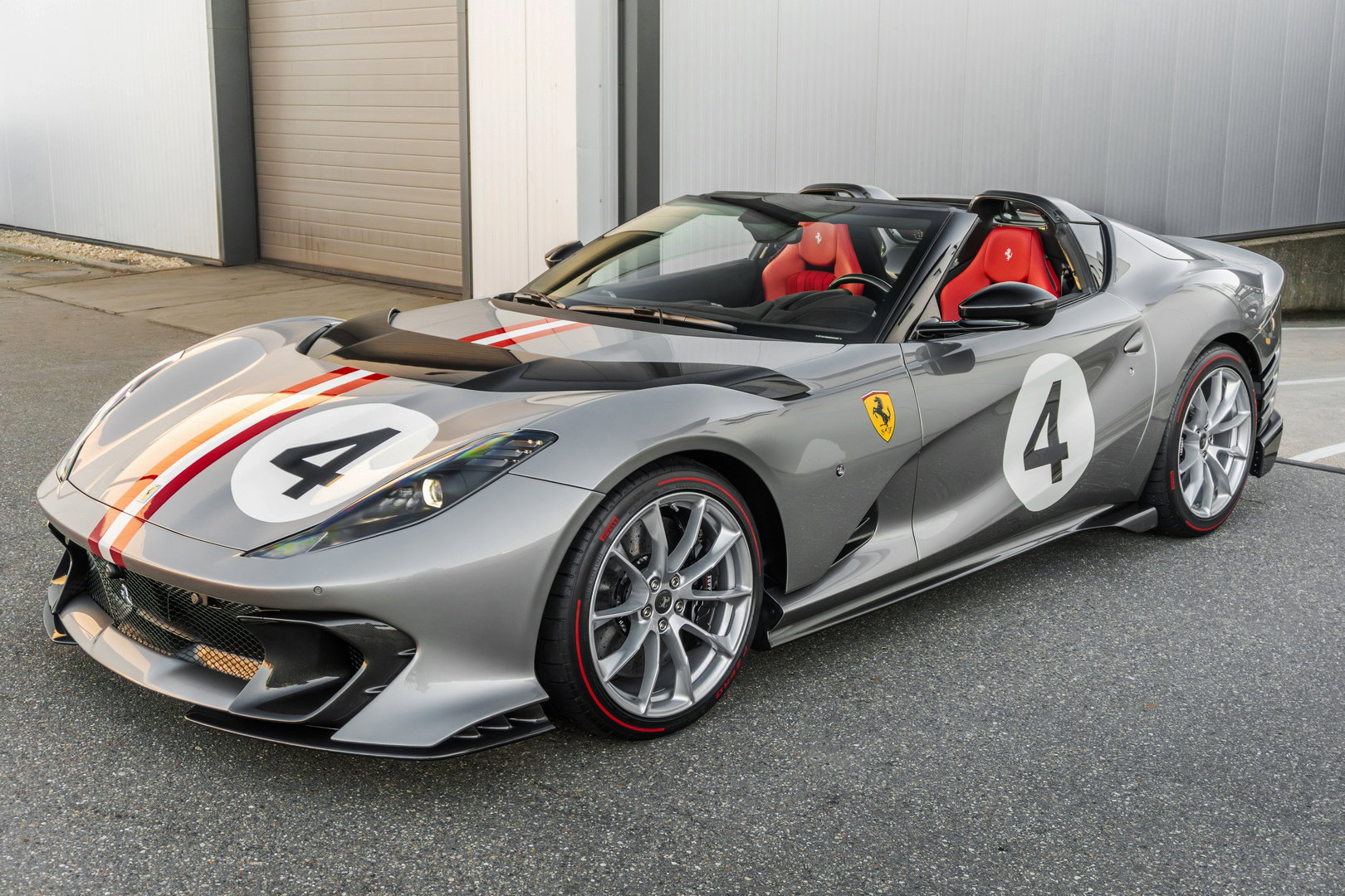 Ferrari 812 Competizione Aperta