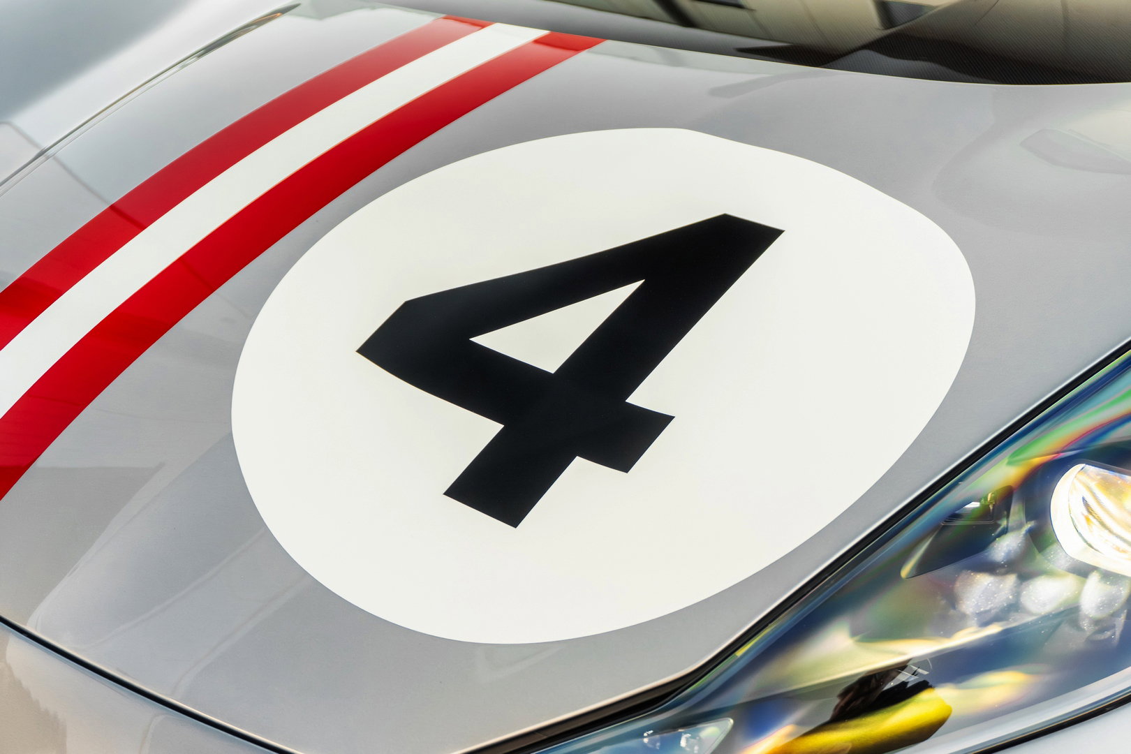 Ferrari 812 Competizione Aperta