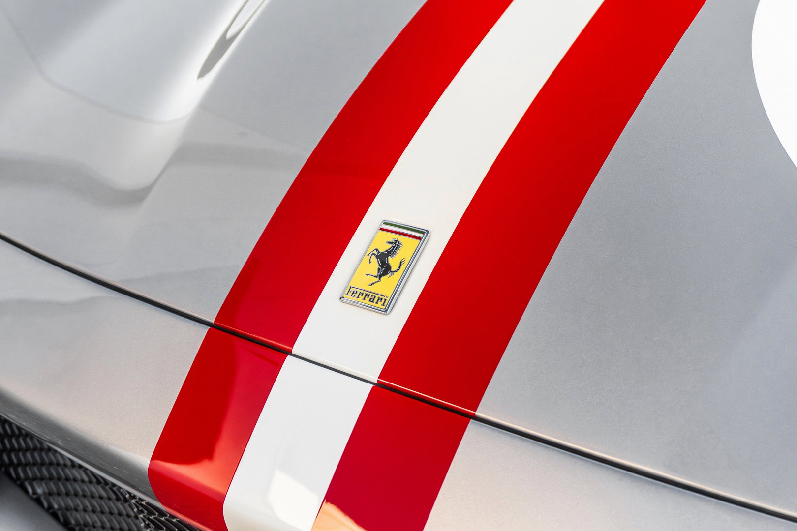 Ferrari 812 Competizione Aperta