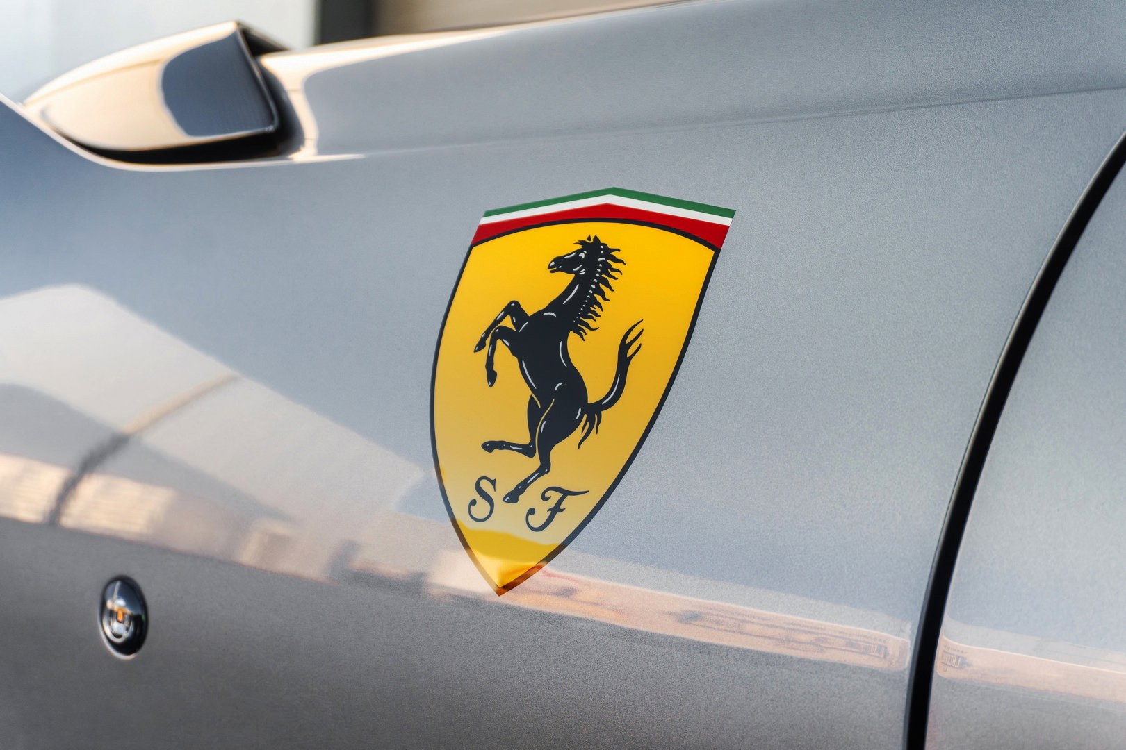 Ferrari 812 Competizione Aperta
