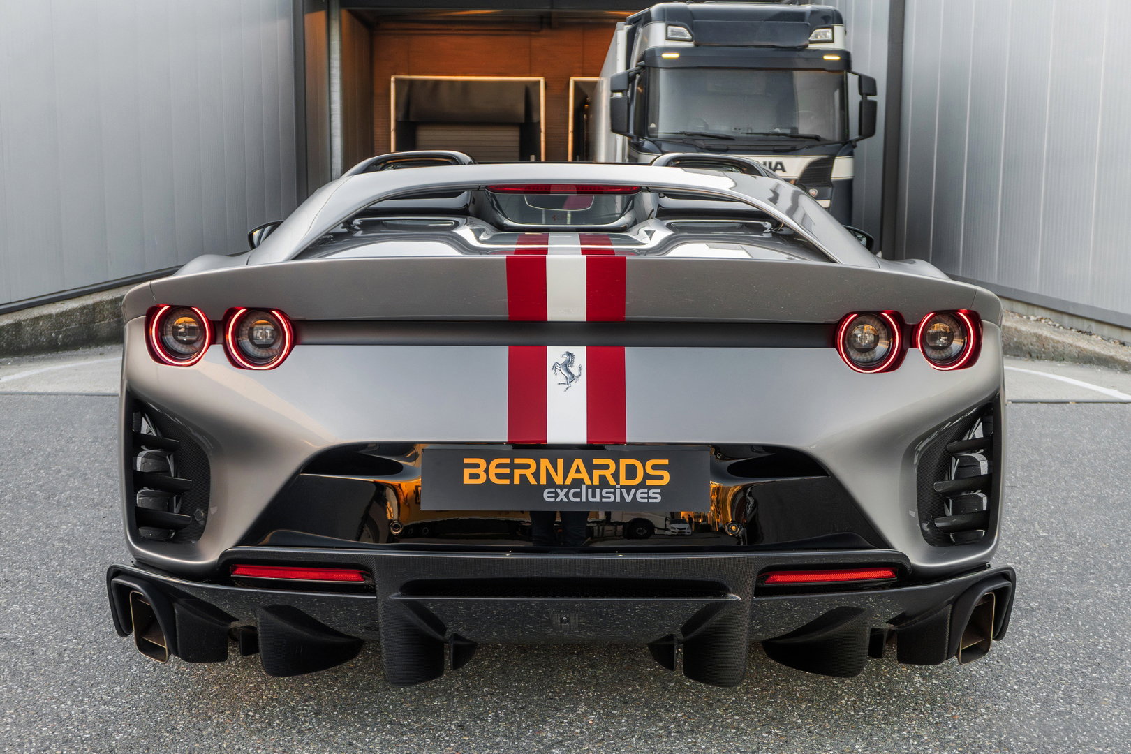 Ferrari 812 Competizione Aperta