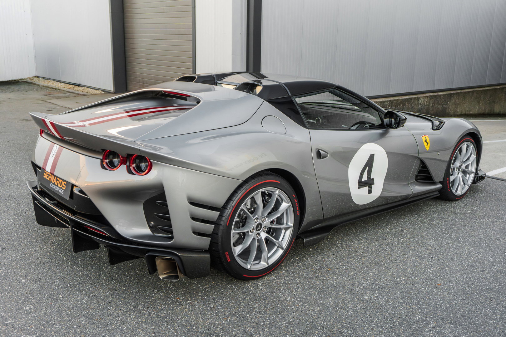 Ferrari 812 Competizione Aperta