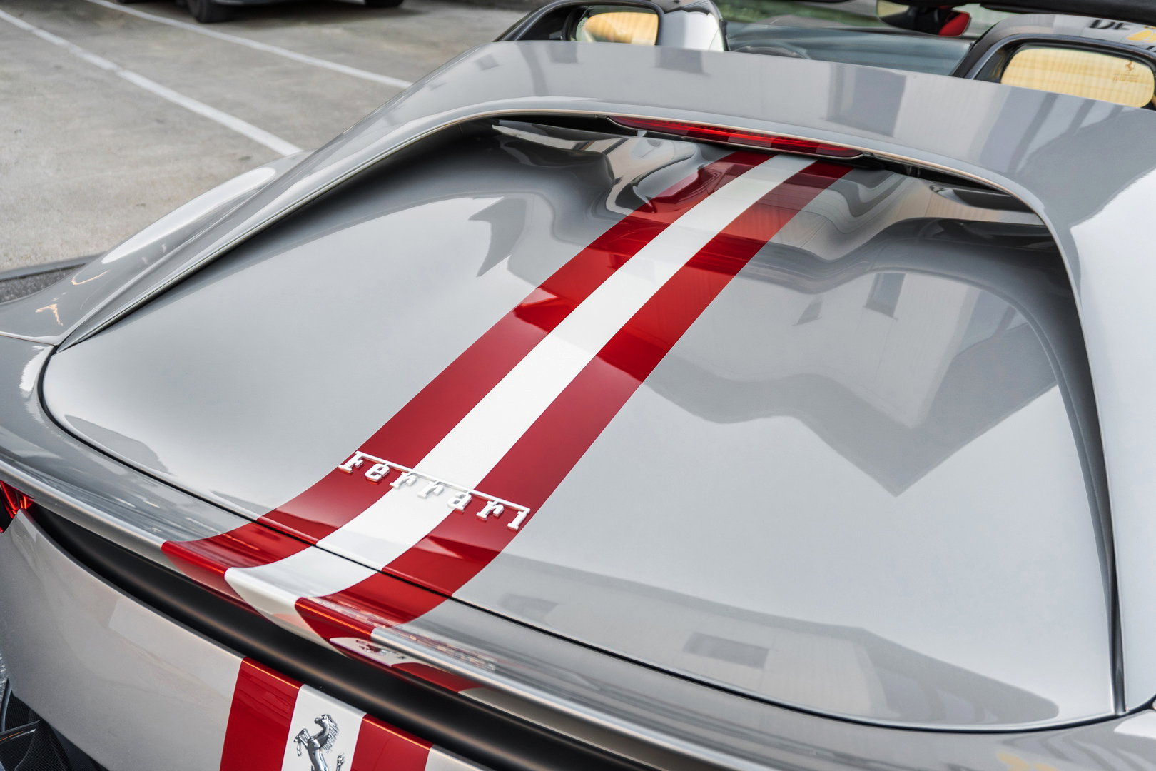 Ferrari 812 Competizione Aperta