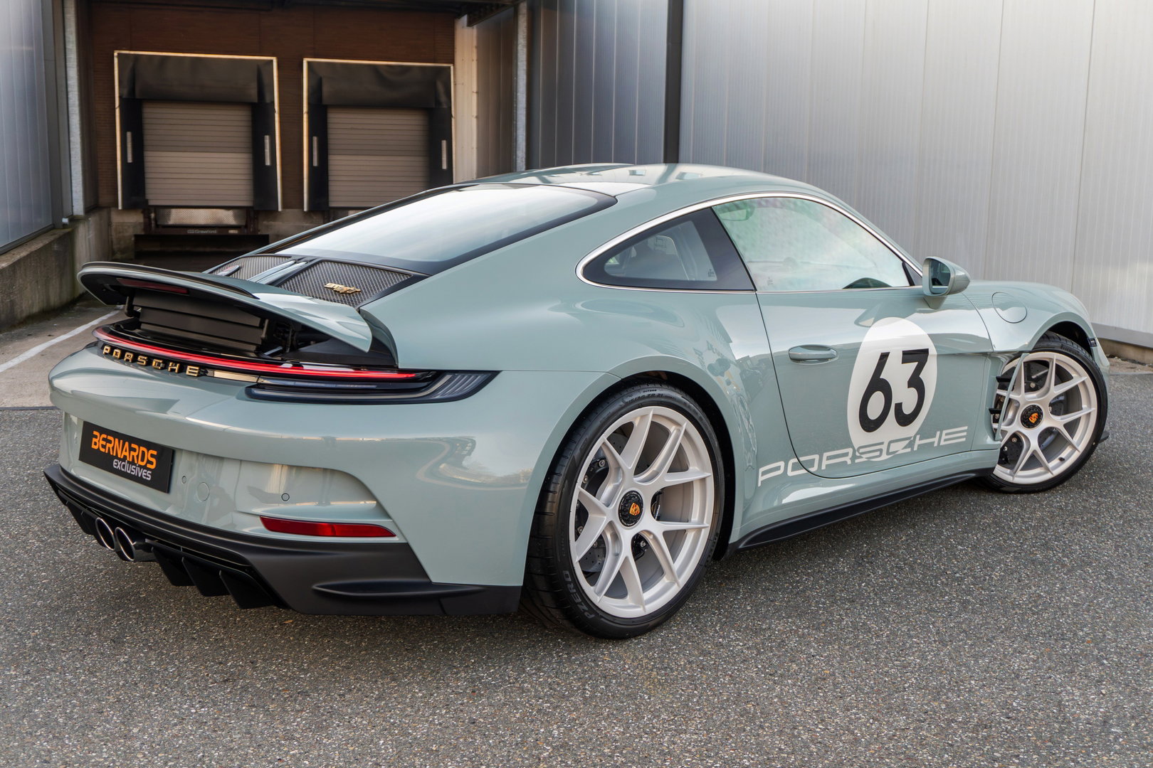 Porsche 911 (992) S/T