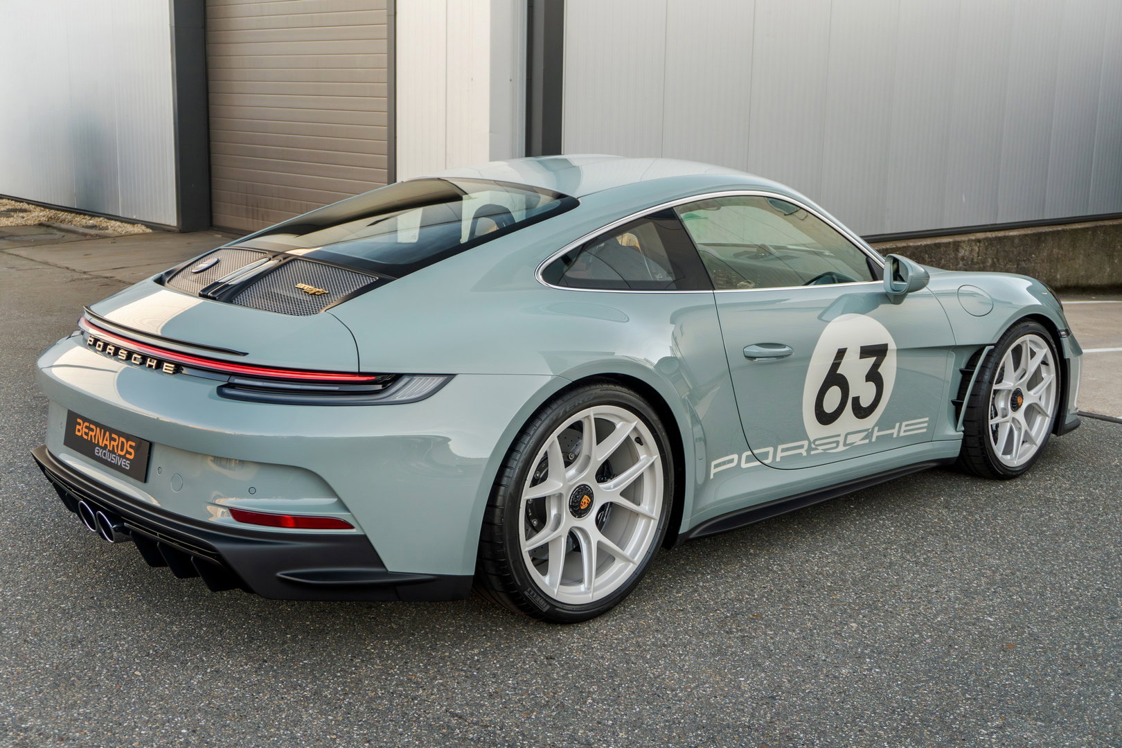 Porsche 911 (992) S/T