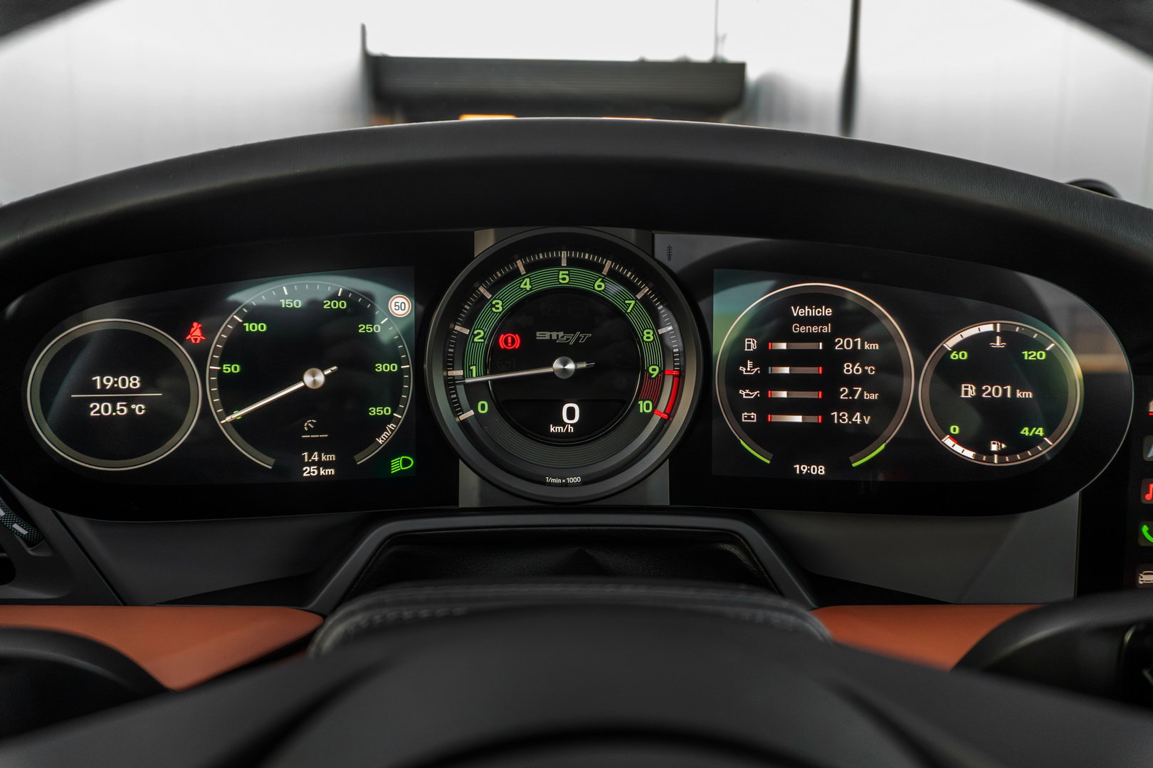 Porsche 911 (992) S/T