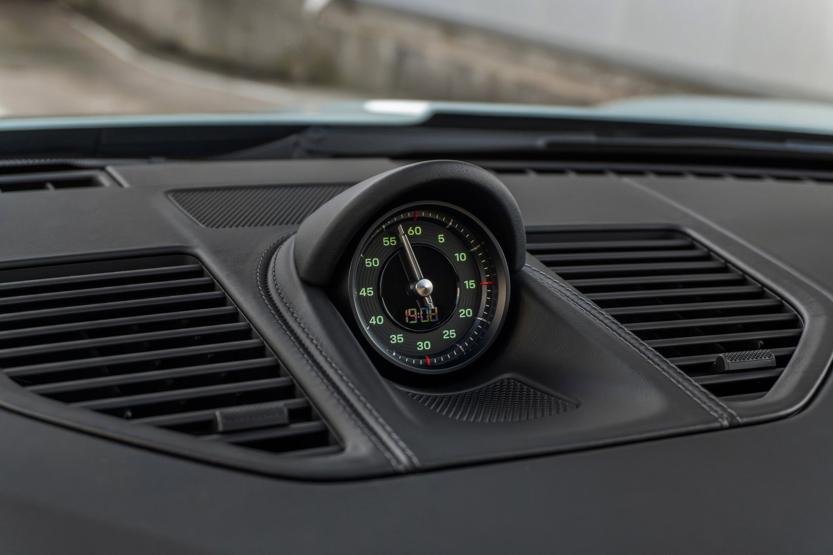 Porsche 911 (992) S/T