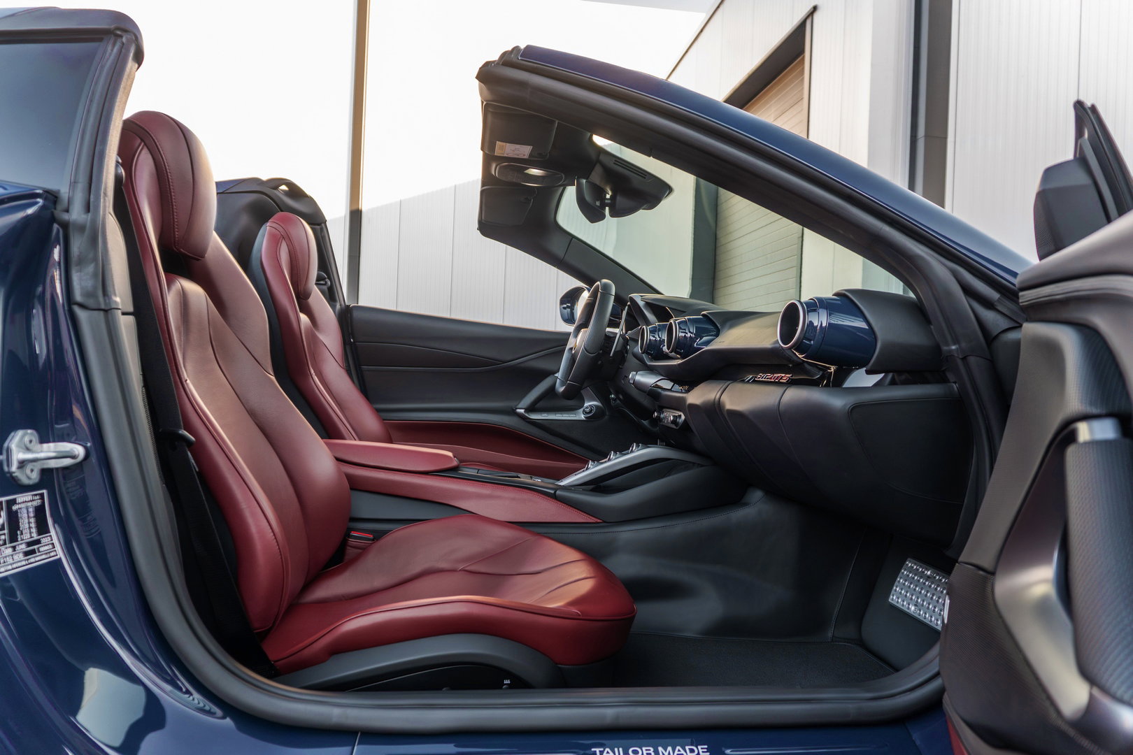 Ferrari 812 GTS