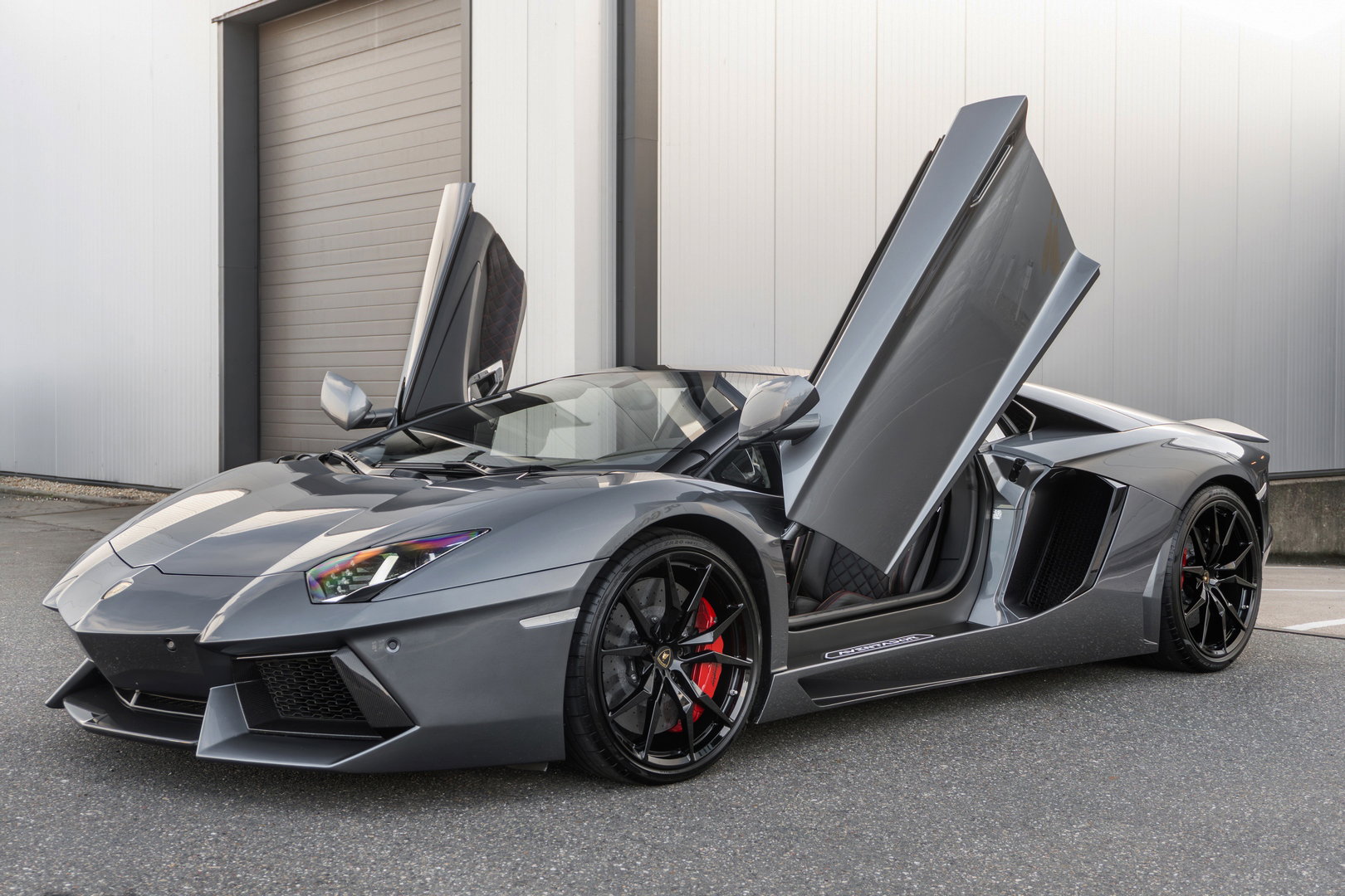 Lamborghini Aventador LP700-4