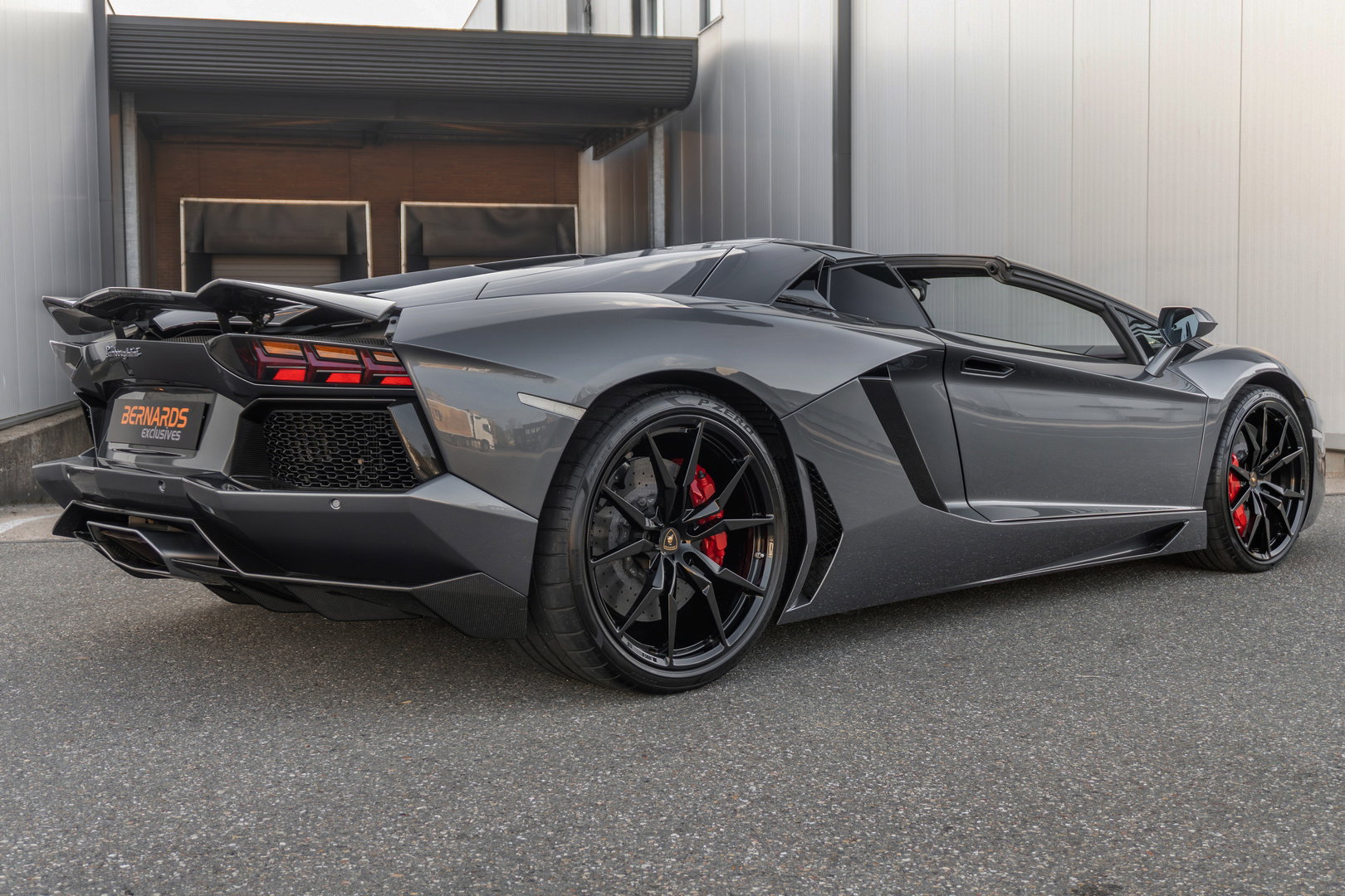 Lamborghini Aventador LP700-4