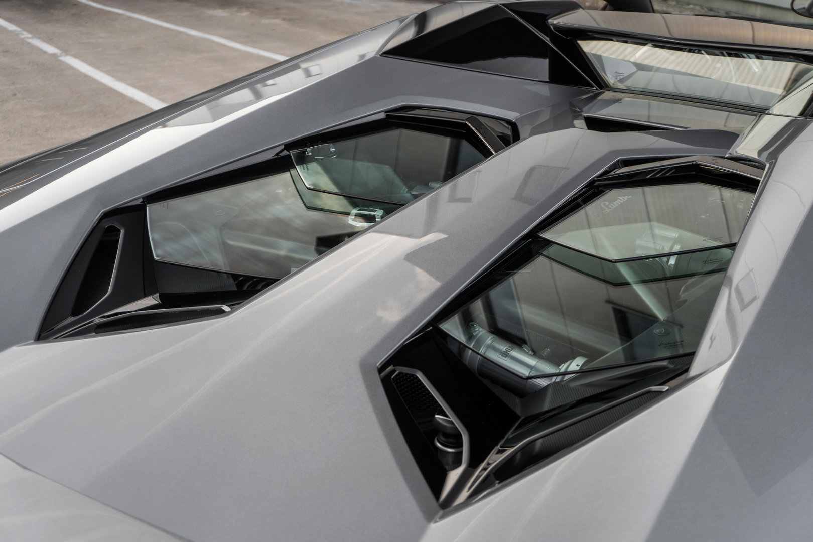 Lamborghini Aventador LP700-4