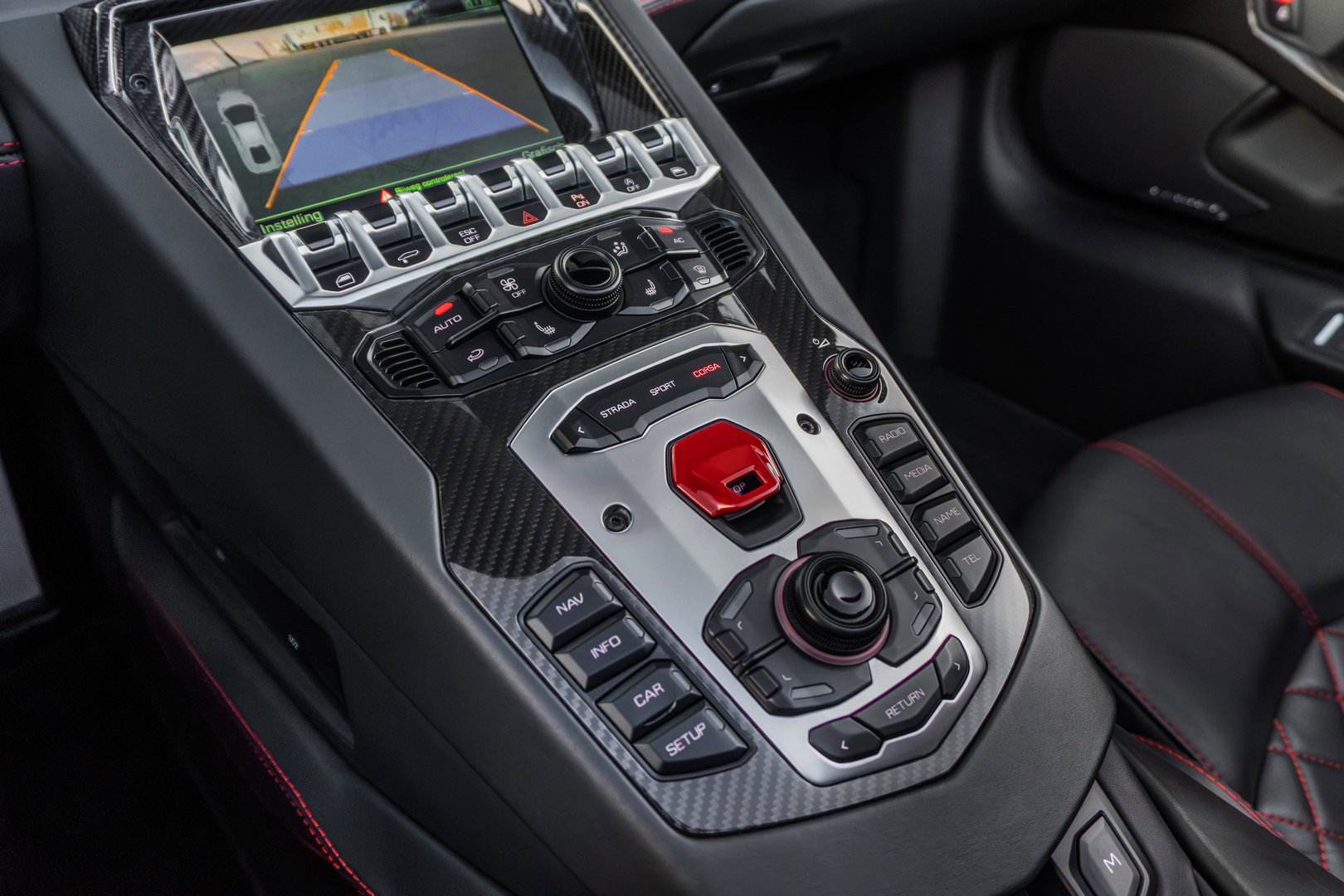Lamborghini Aventador LP700-4